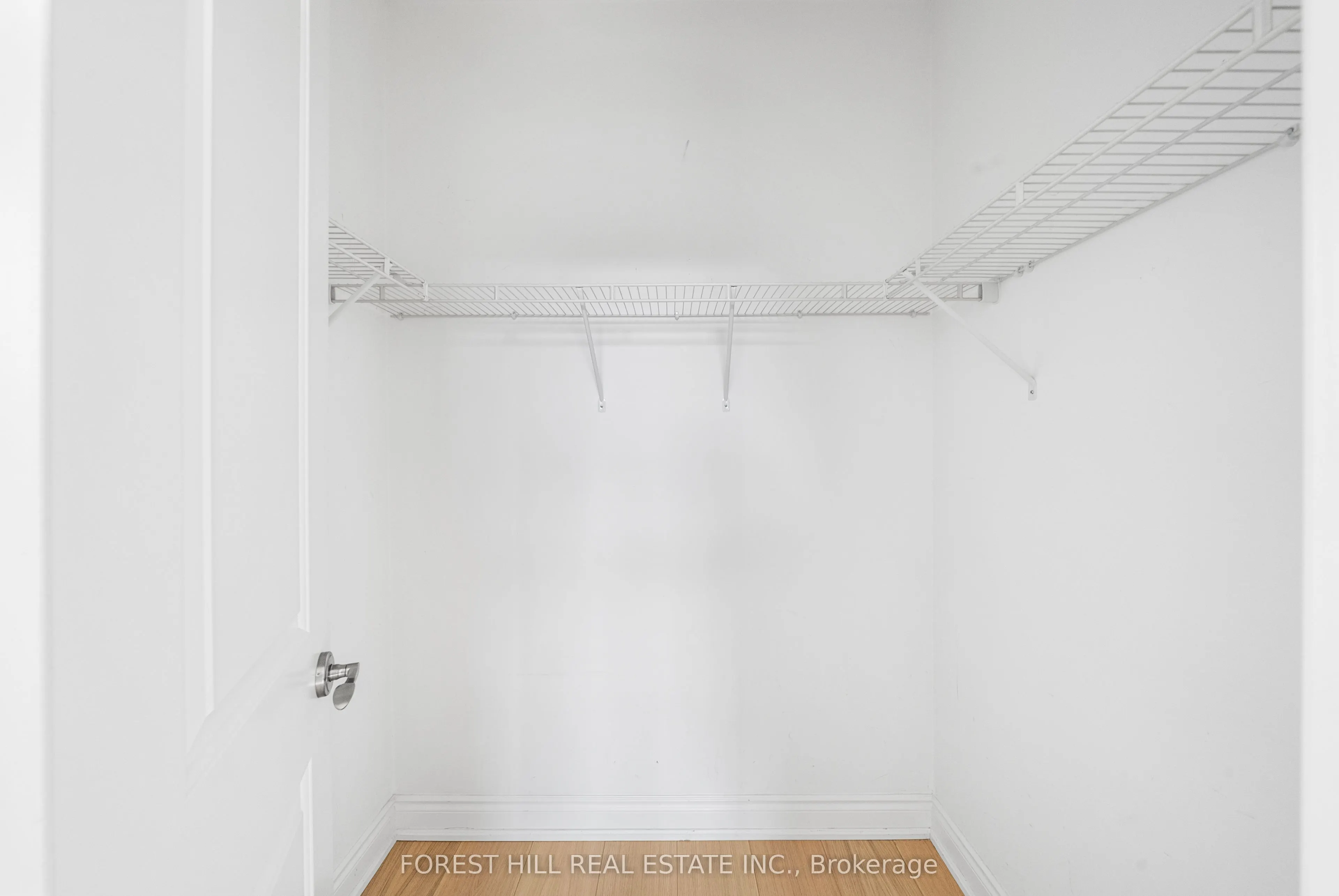 10 Bloorview Place, #209
