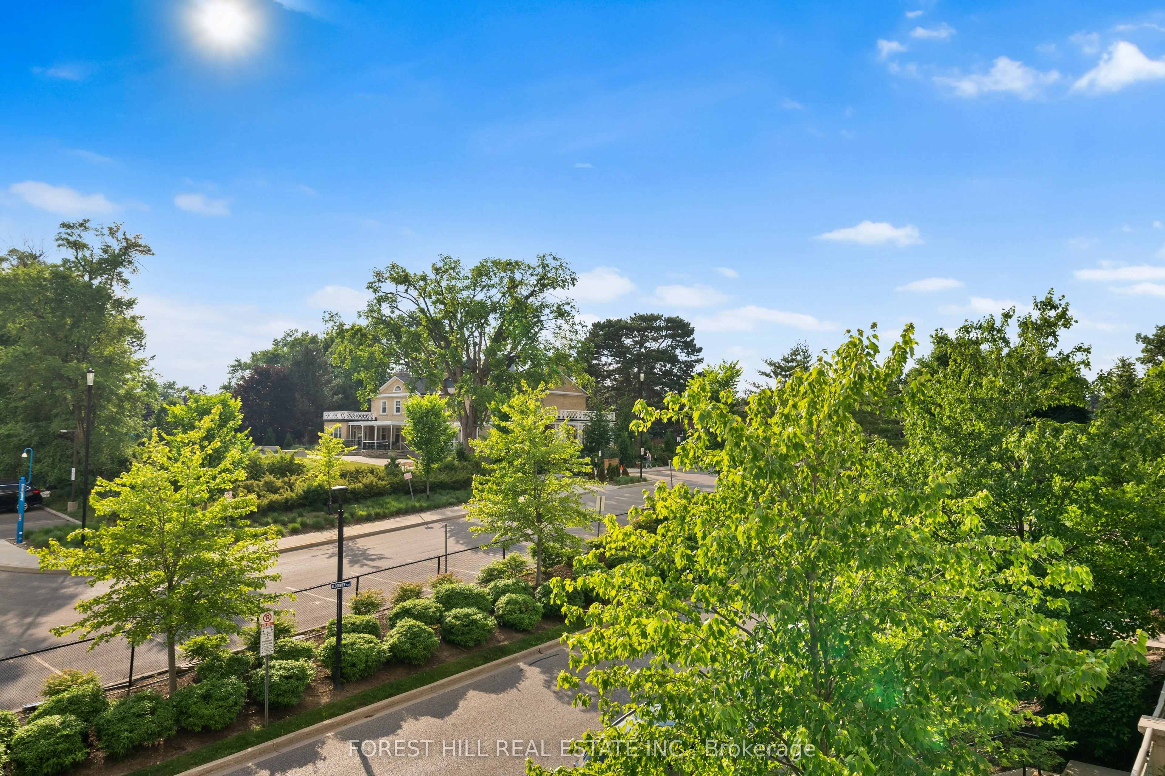 10 Bloorview Place, #209