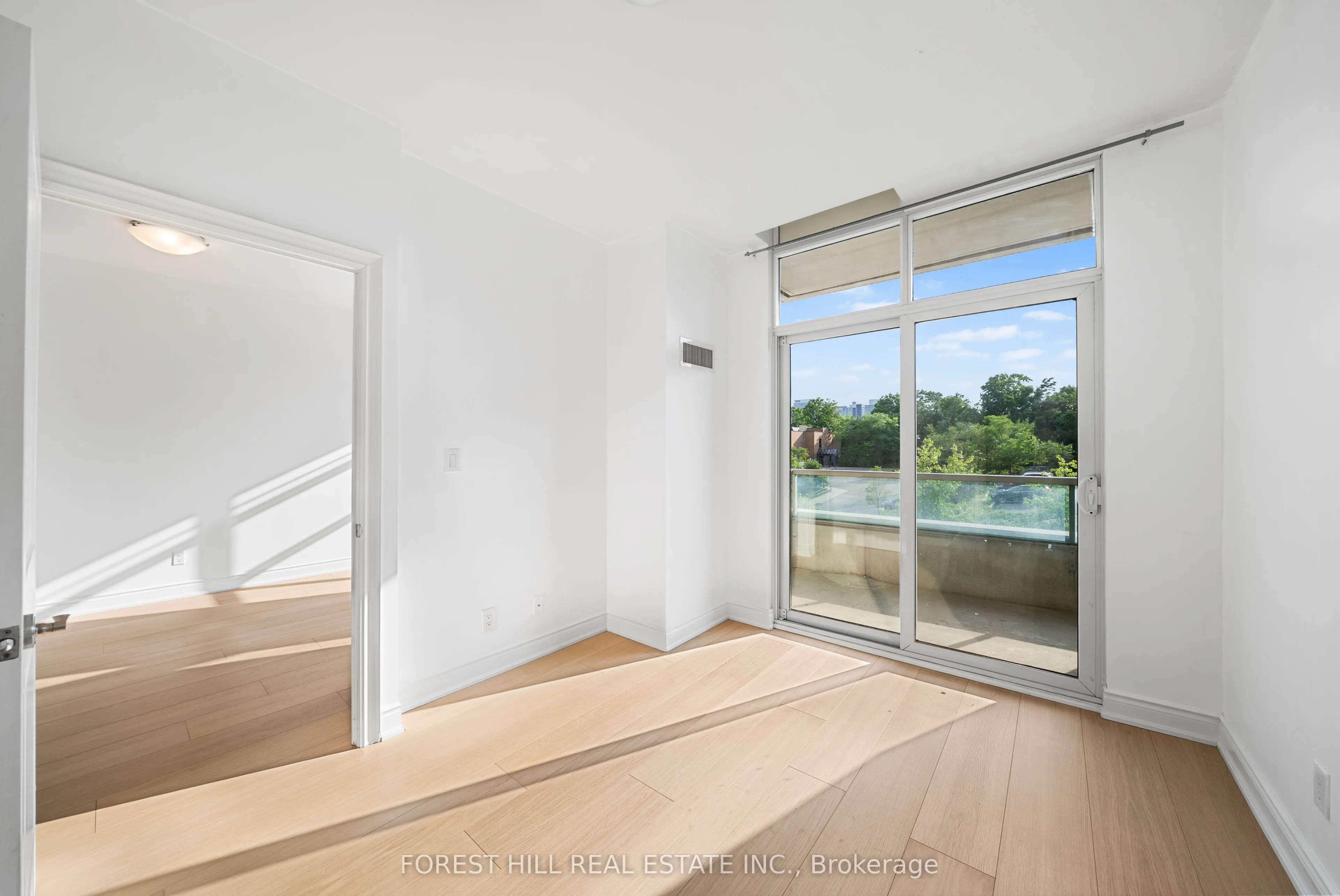 10 Bloorview Place, #209
