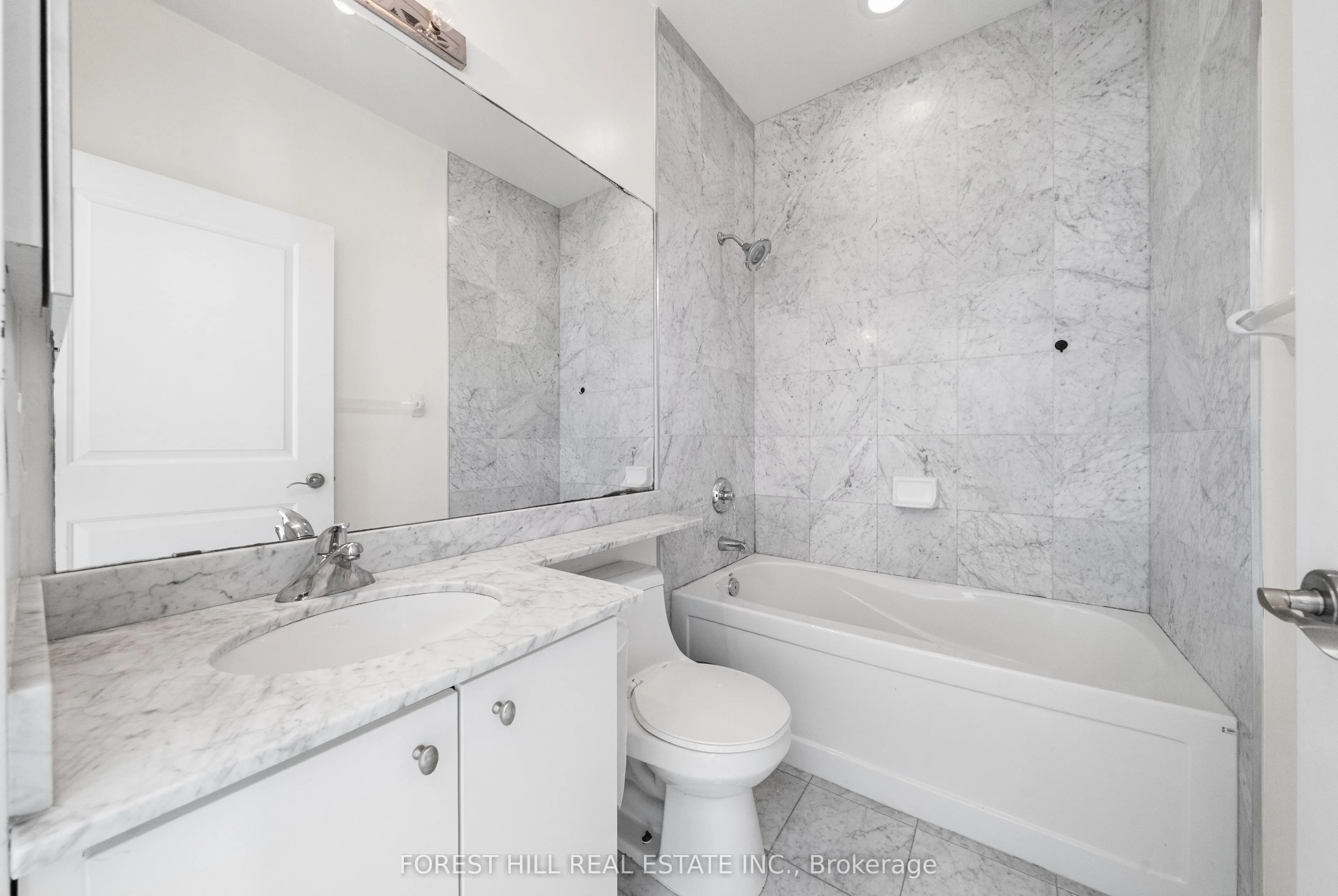 10 Bloorview Place, #209