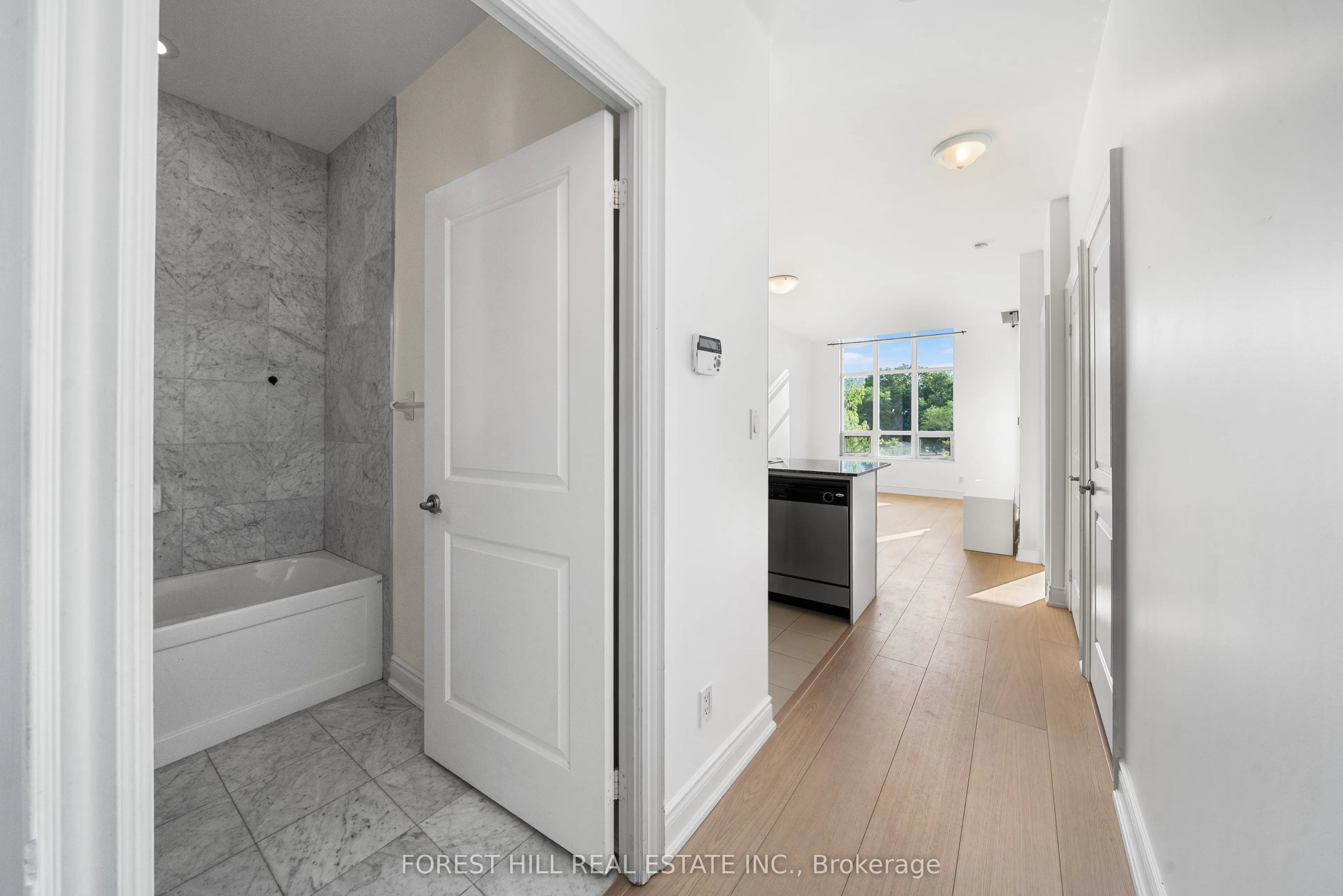 10 Bloorview Place, #209