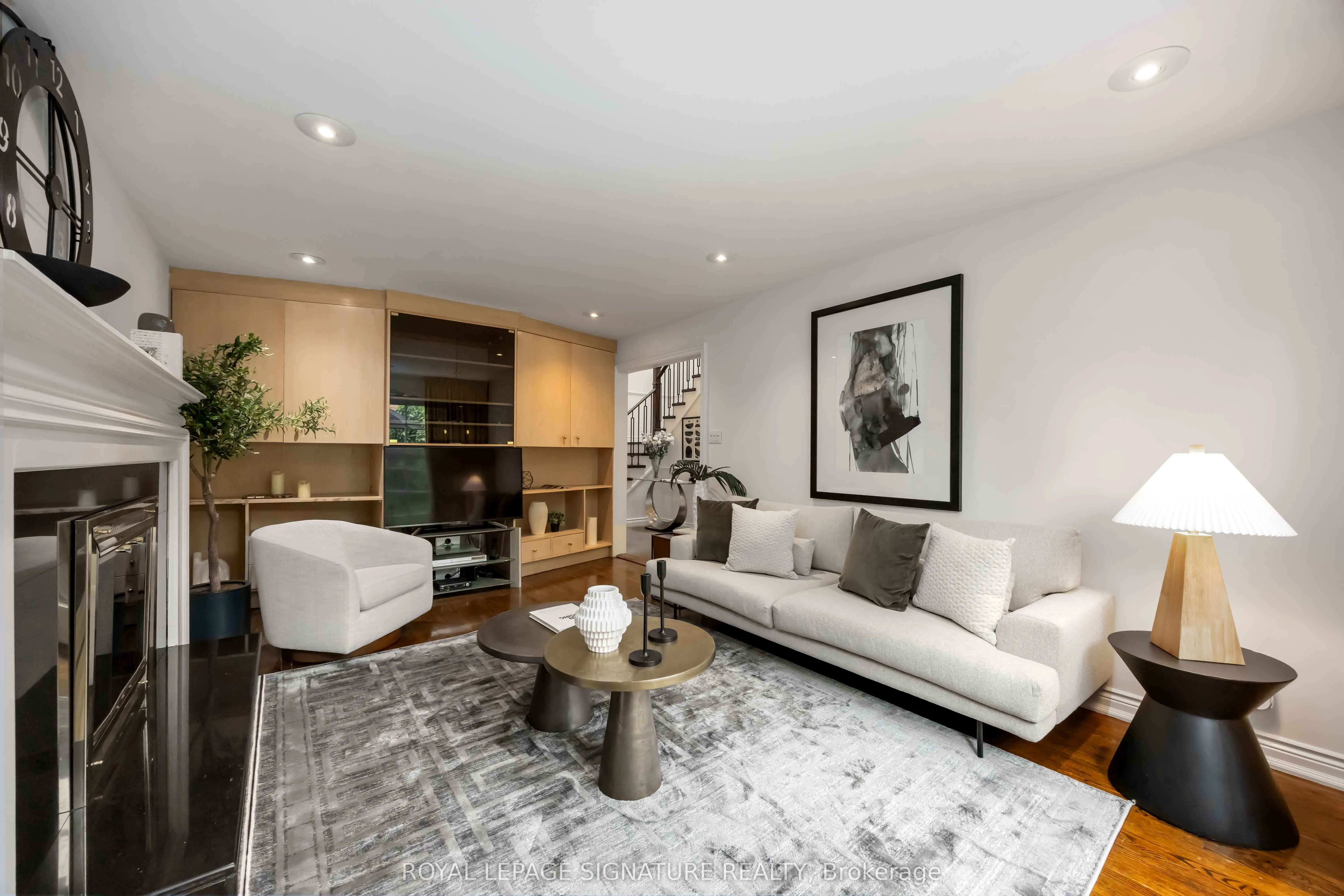 25 Harlington Road