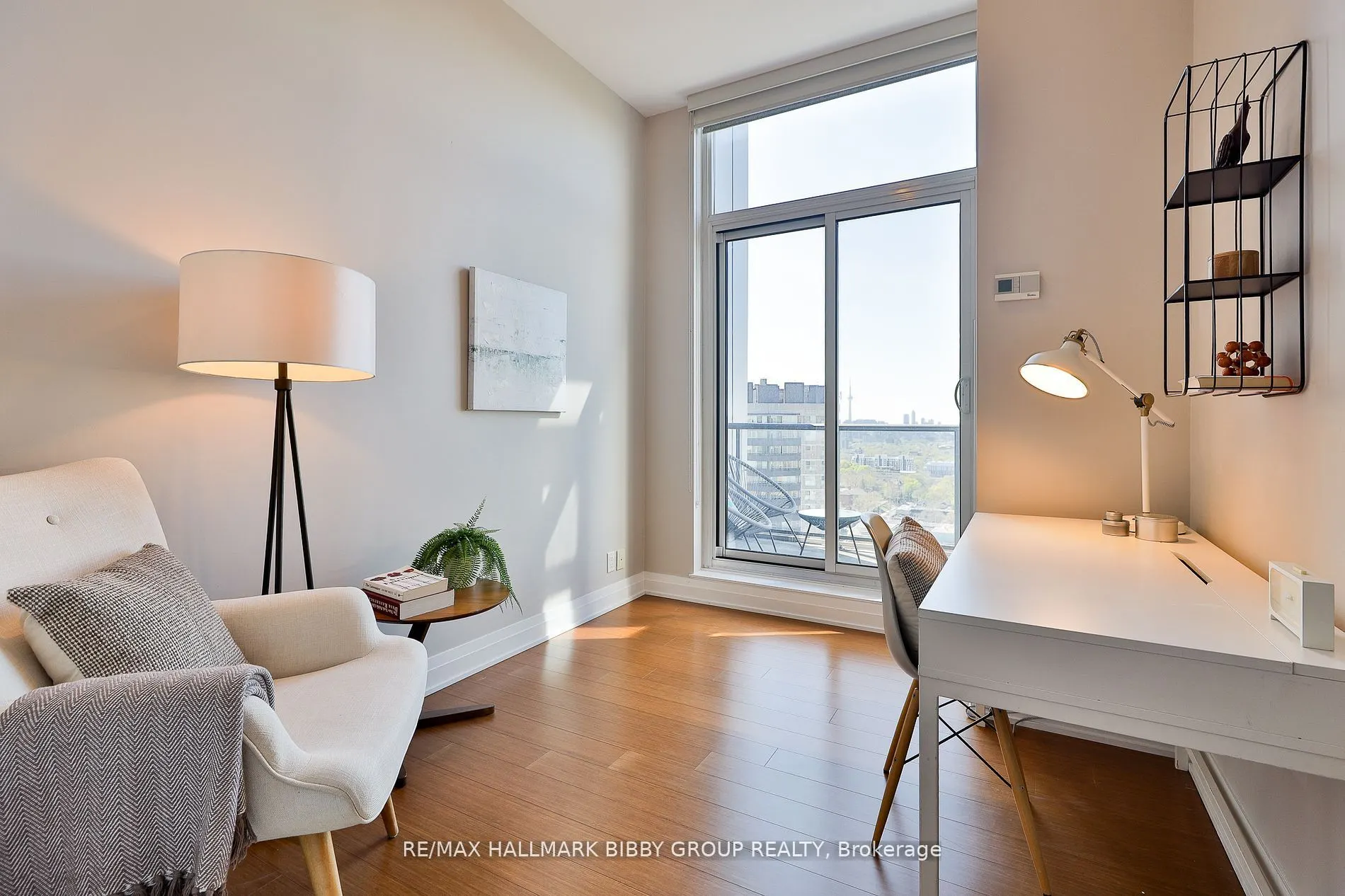 530 St Clair Avenue W, #PH06