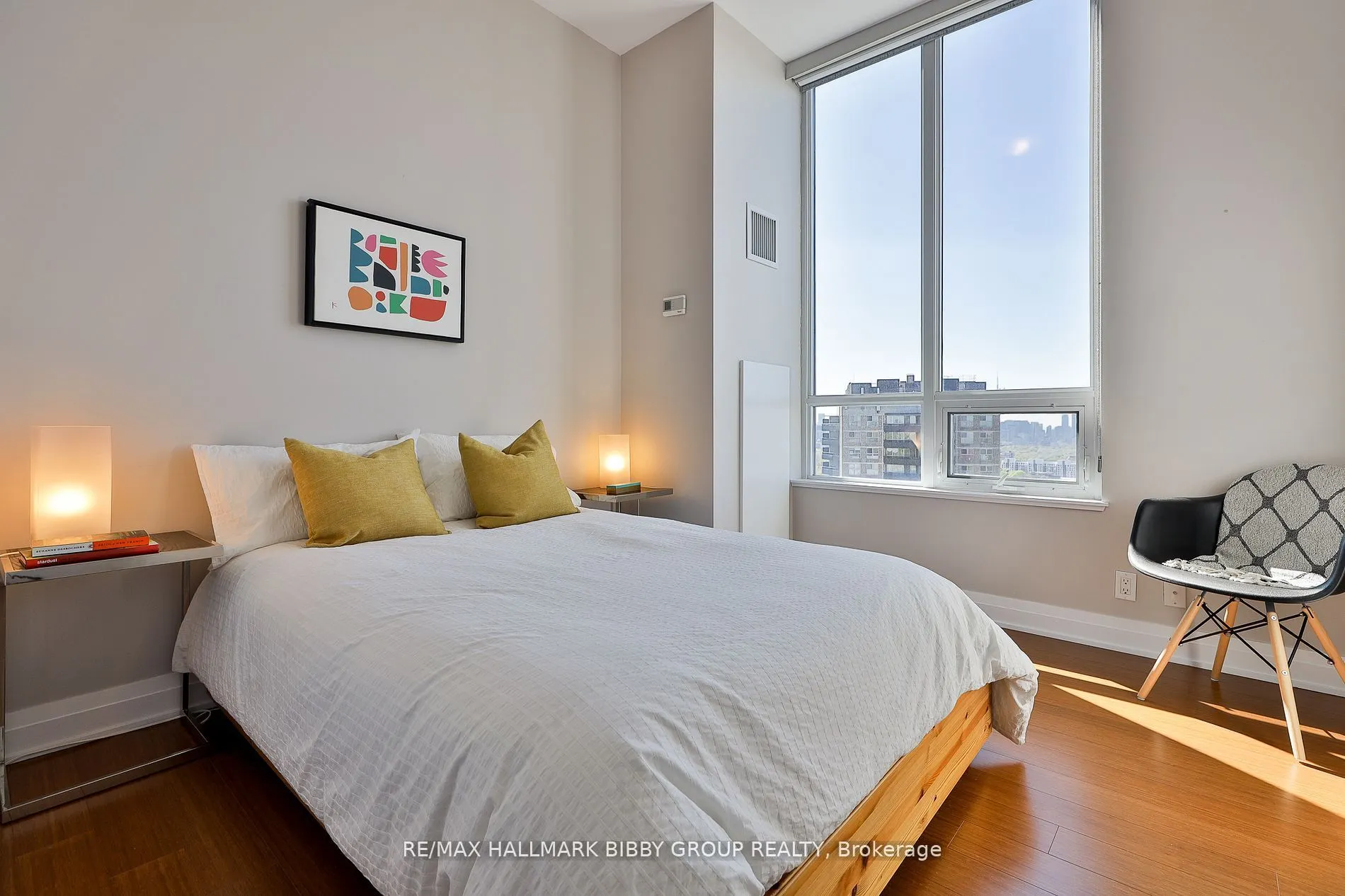 530 St Clair Avenue W, #PH06