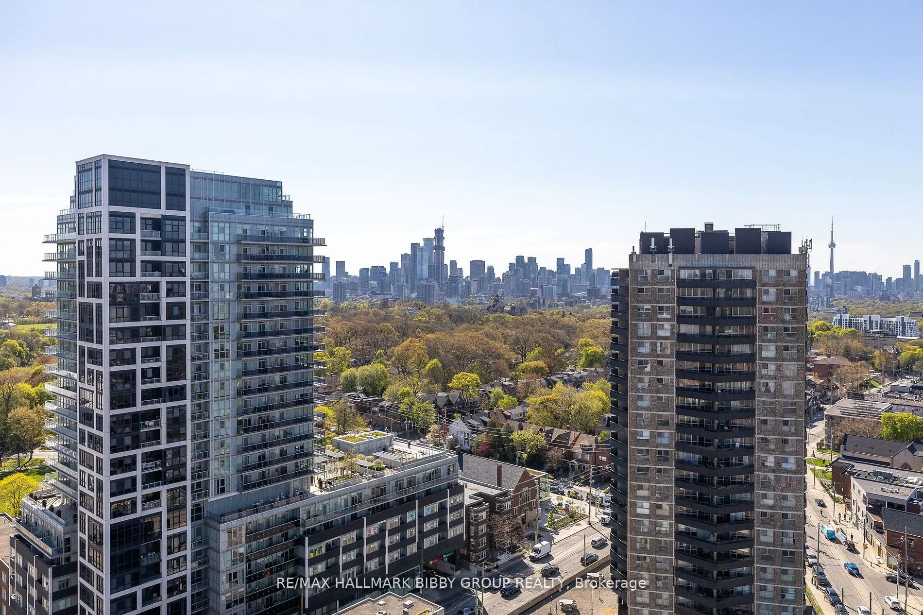 530 St Clair Avenue W, #PH06