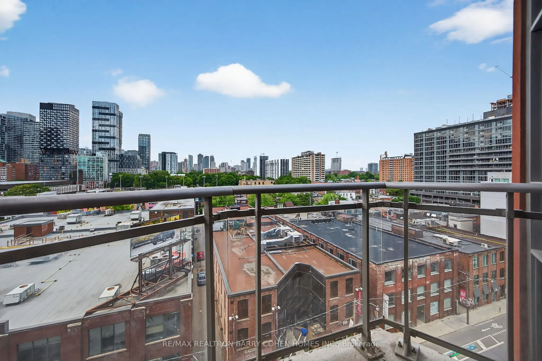 255 Richmond Street E, #814