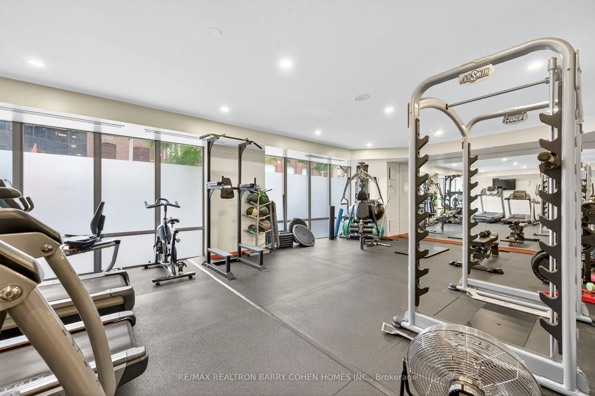 255 Richmond Street E, #814