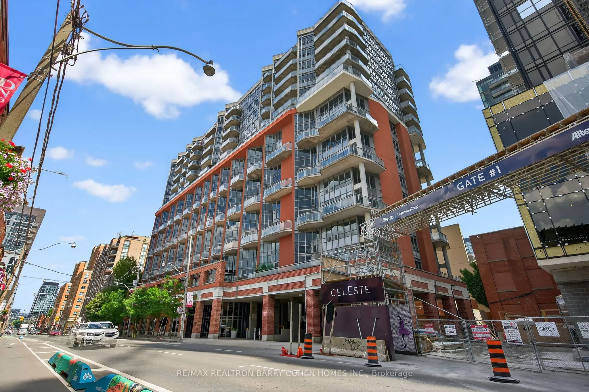 255 Richmond Street E, #814