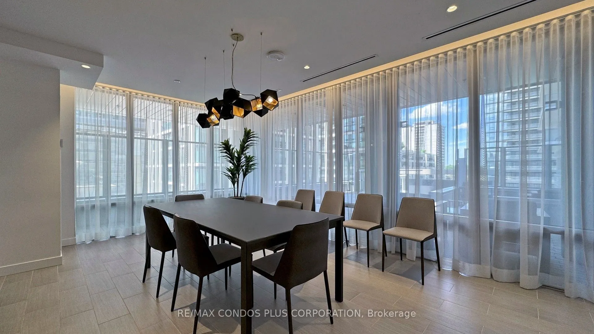 99 Broadway Avenue, #3506