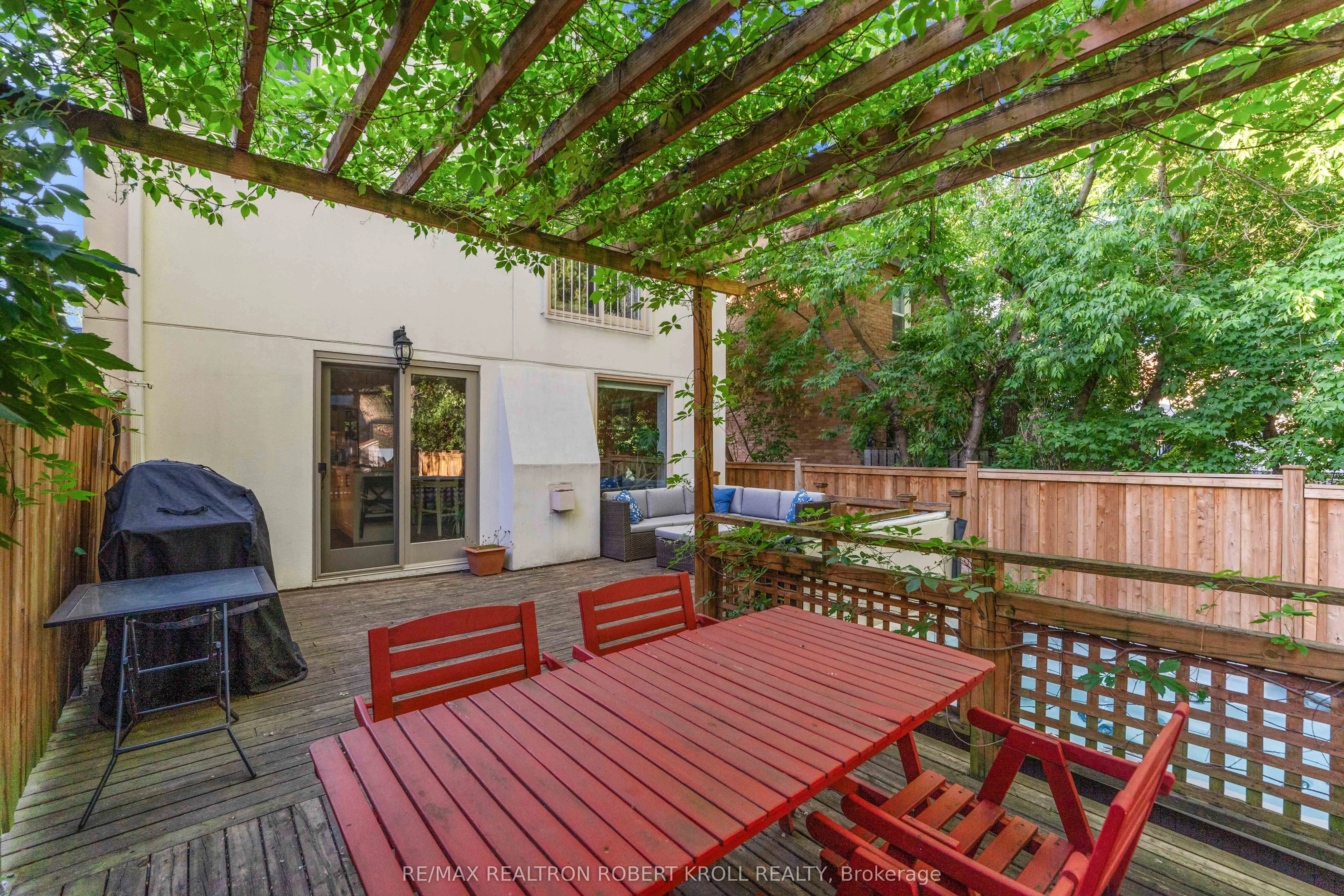 37 Johnston Avenue