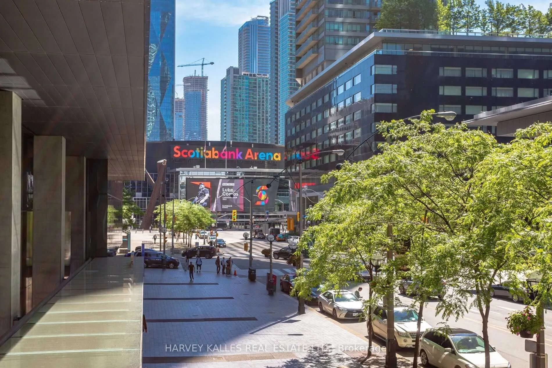 30 Grand Trunk Crescent, #310