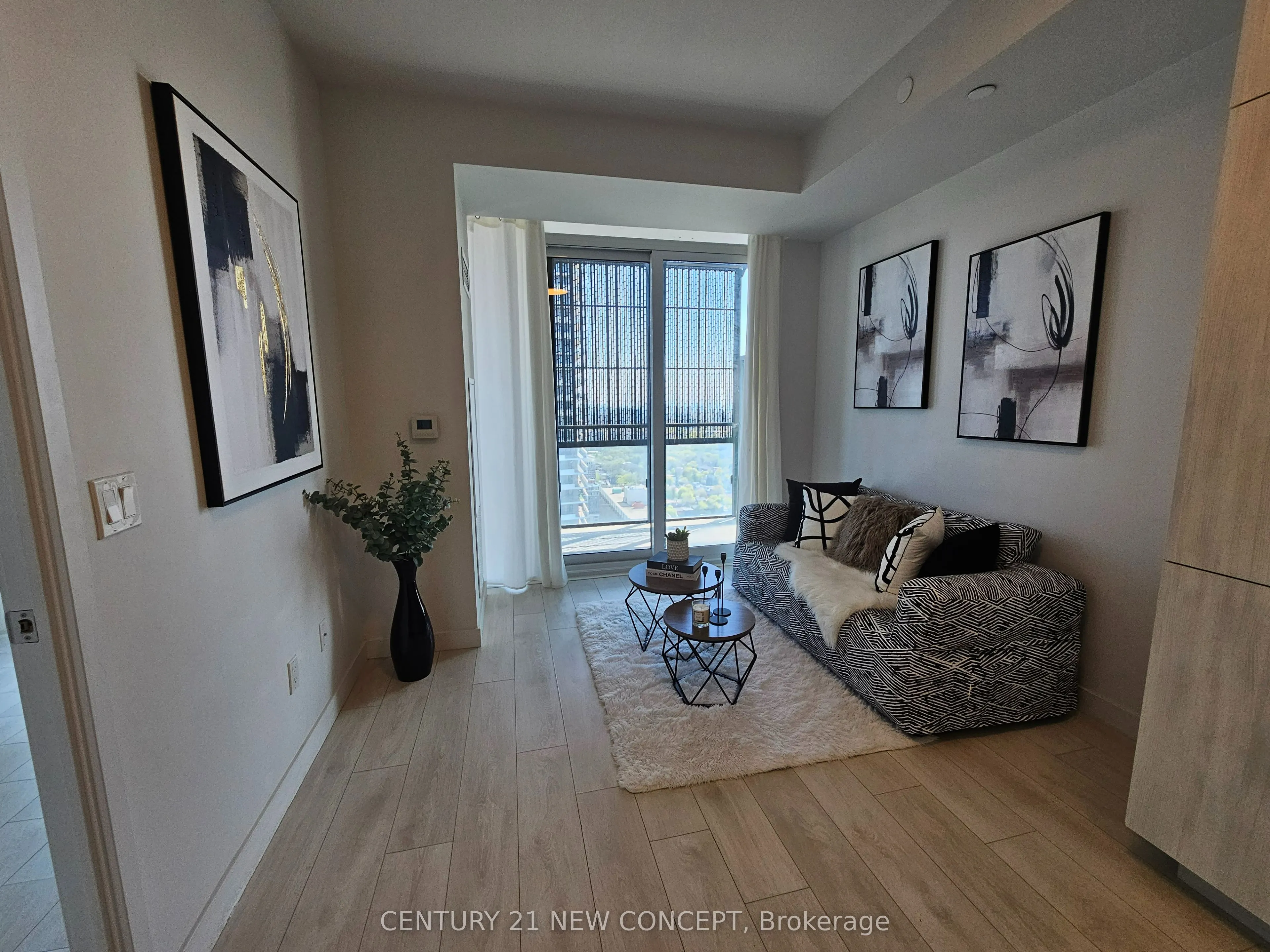 8 Eglinton Avenue E, #3412