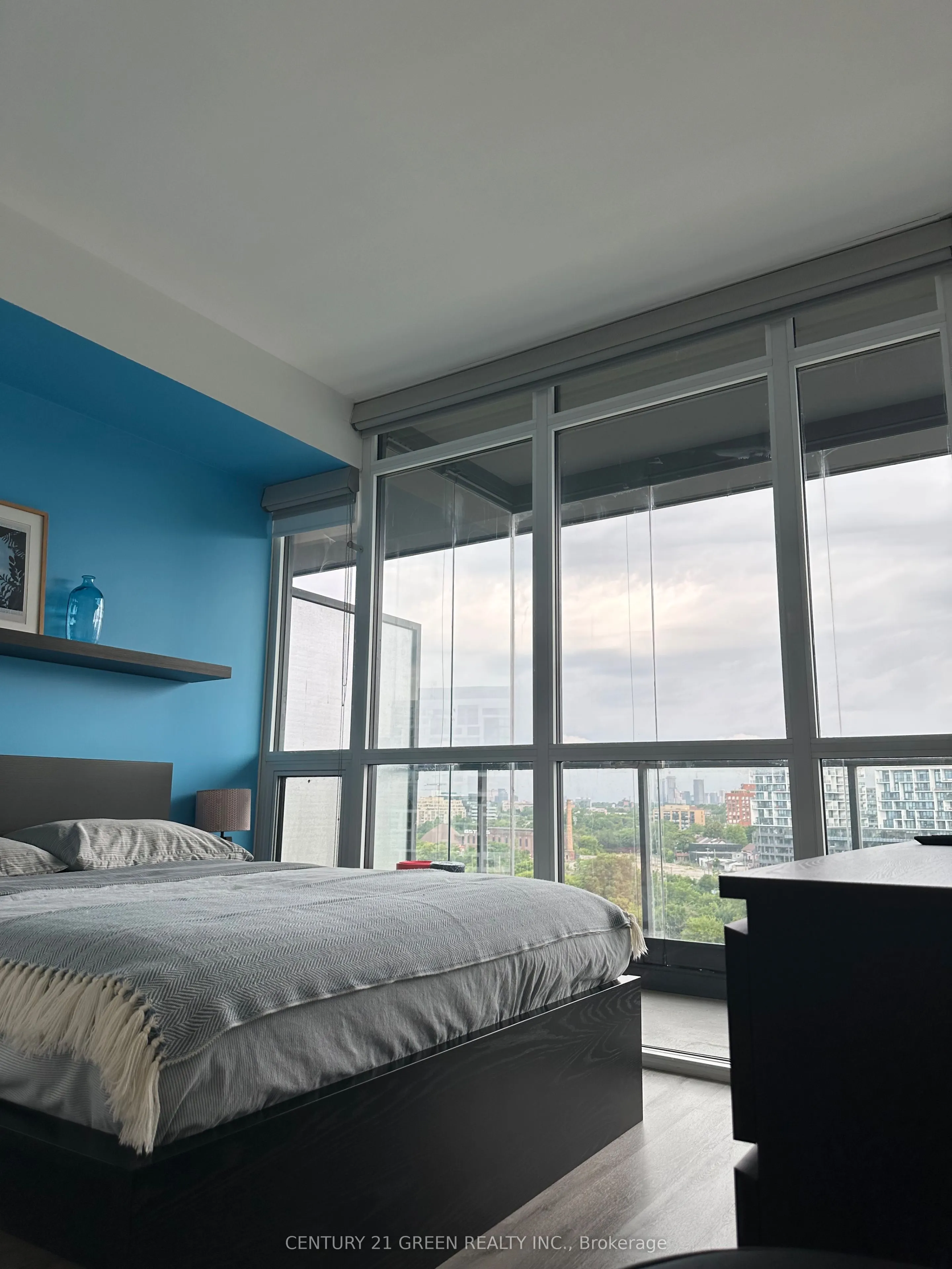 169 Fort York Boulevard #1002