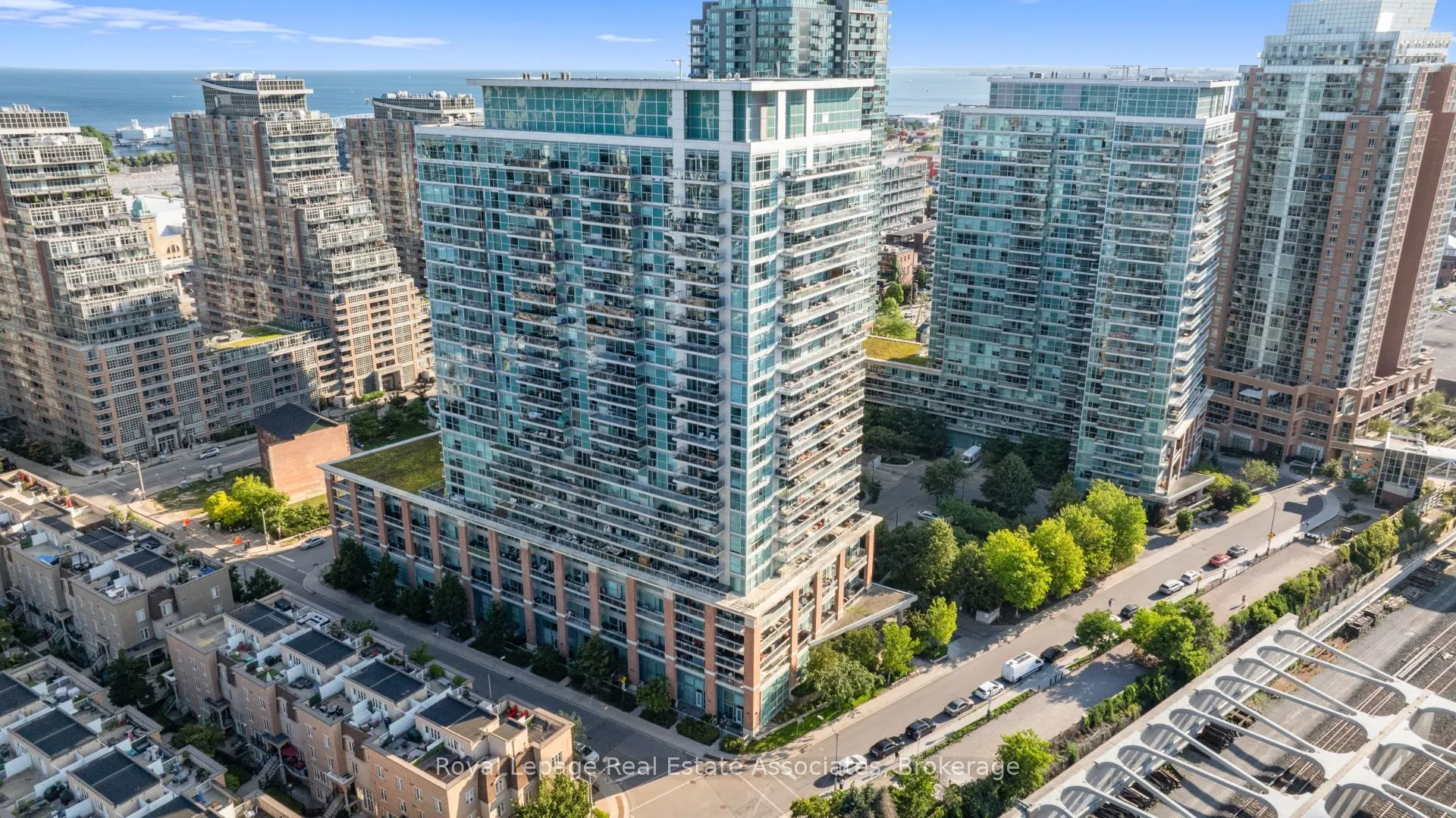 80 Western Battery Road, #222