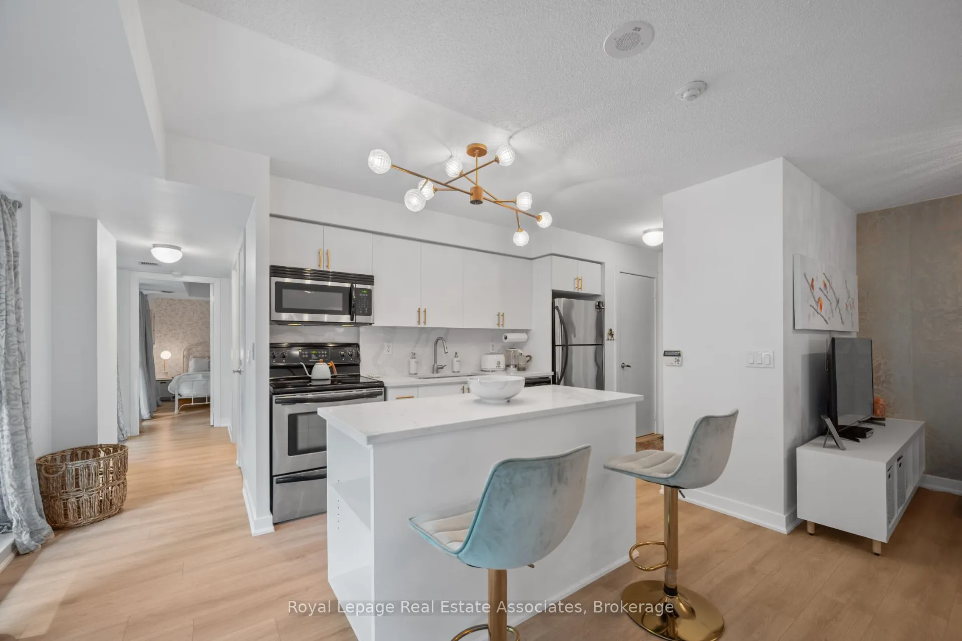 80 Western Battery Road, #222