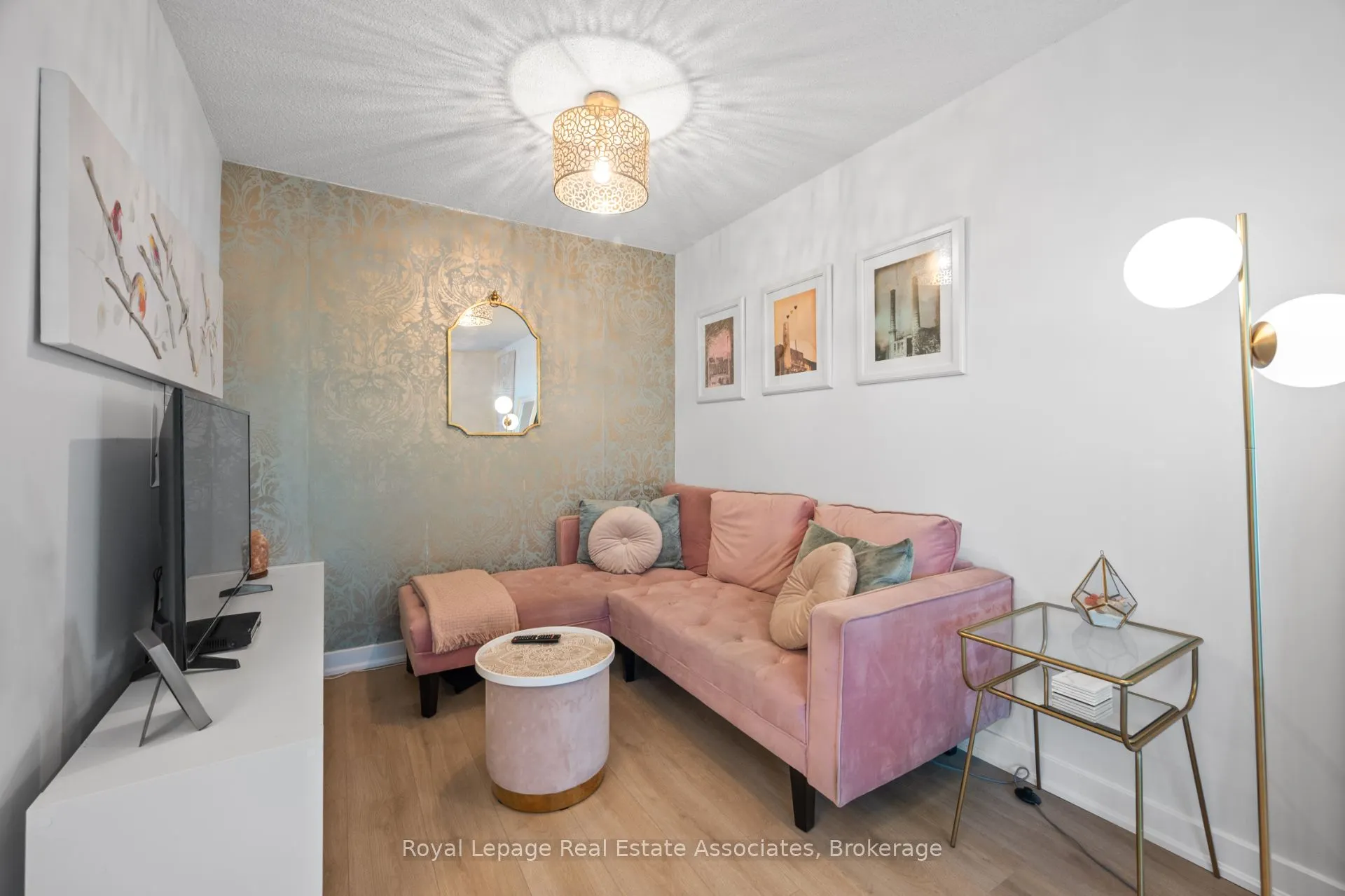 80 Western Battery Road, #222