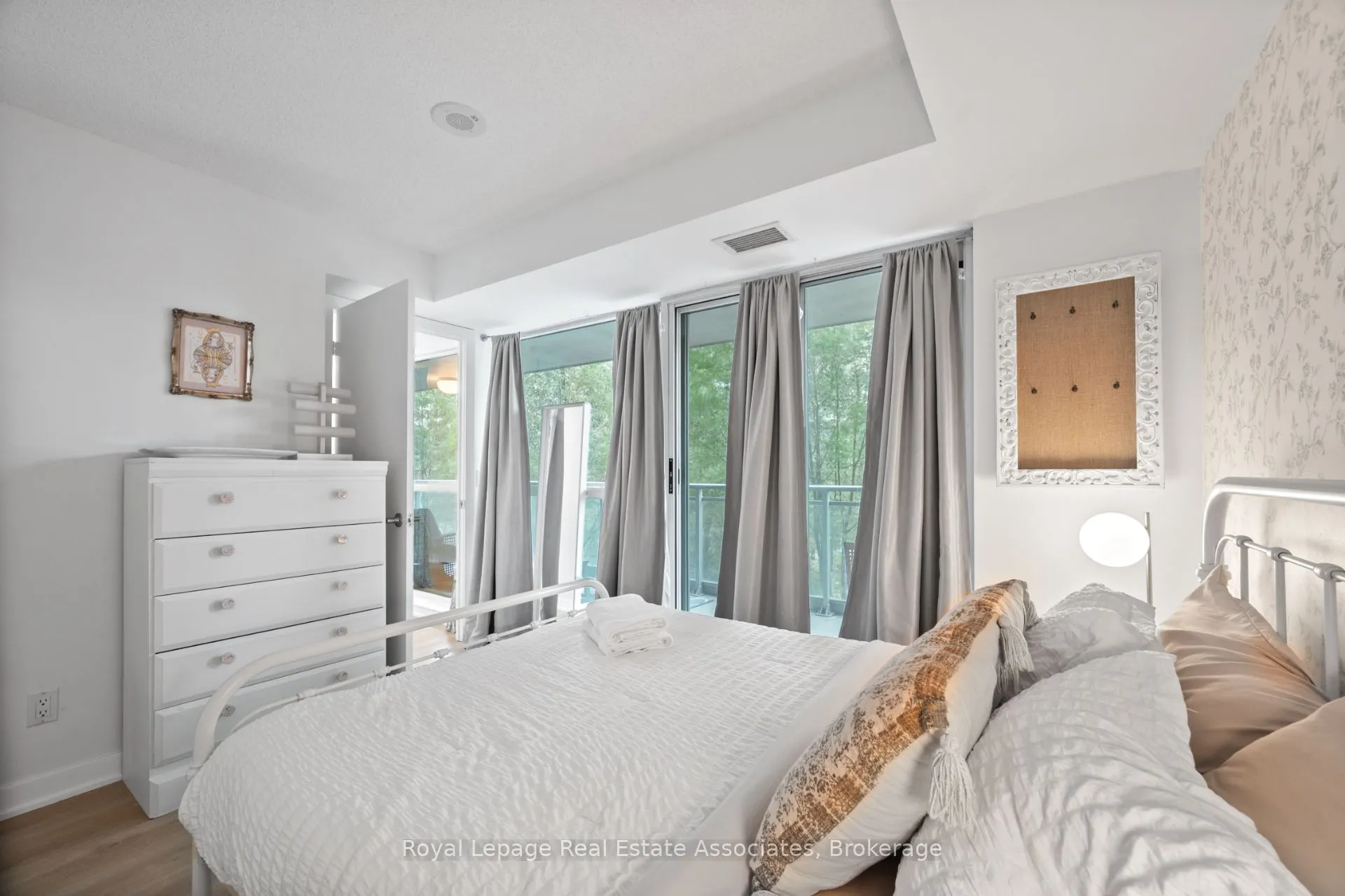 80 Western Battery Road, #222