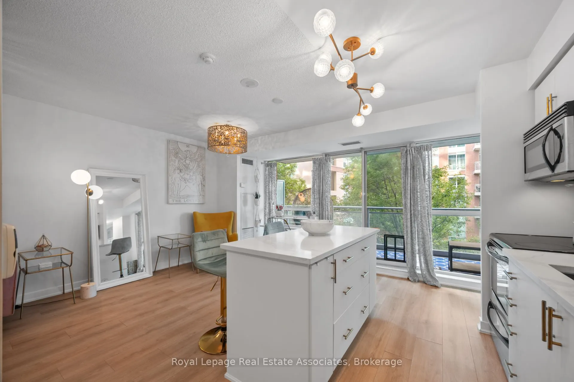 80 Western Battery Road, #222