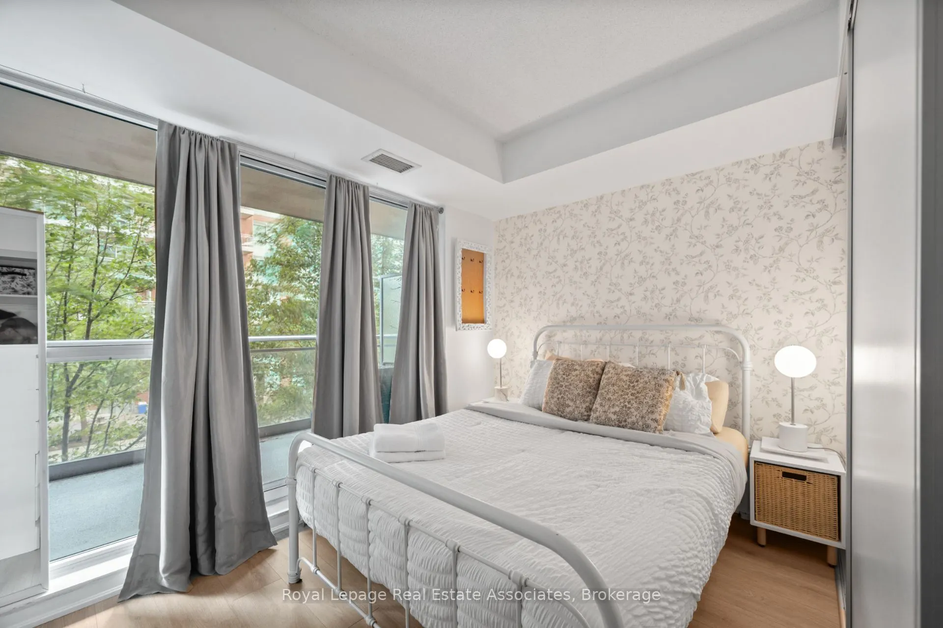 80 Western Battery Road, #222