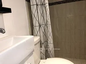 524 Bathurst Street, #3/Floor