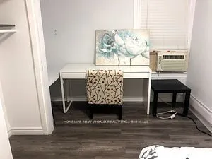 524 Bathurst Street, #3/Floor
