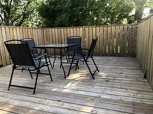 524 Bathurst Street, #3/Floor