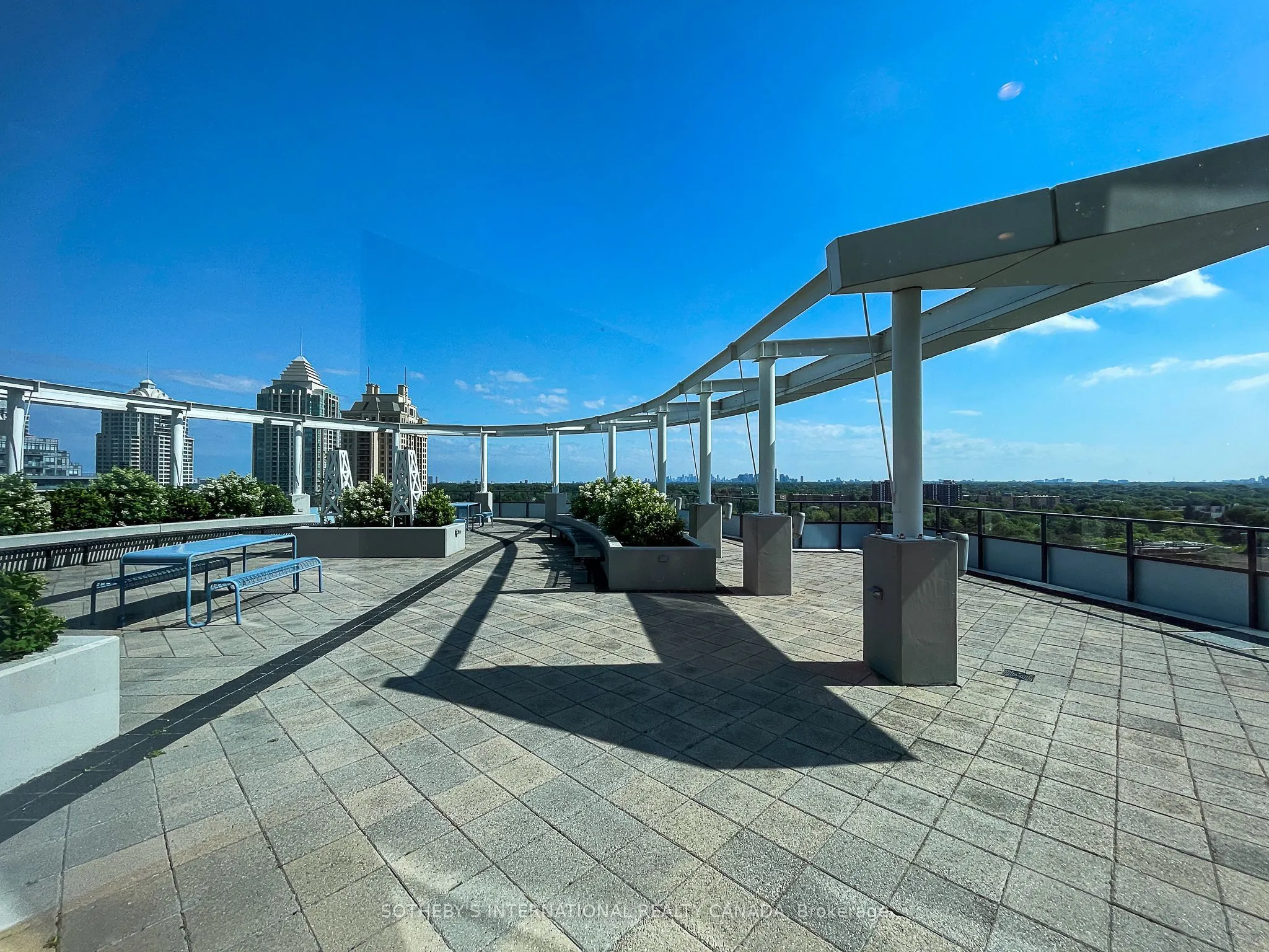 2885 Bayview Avenue, #633