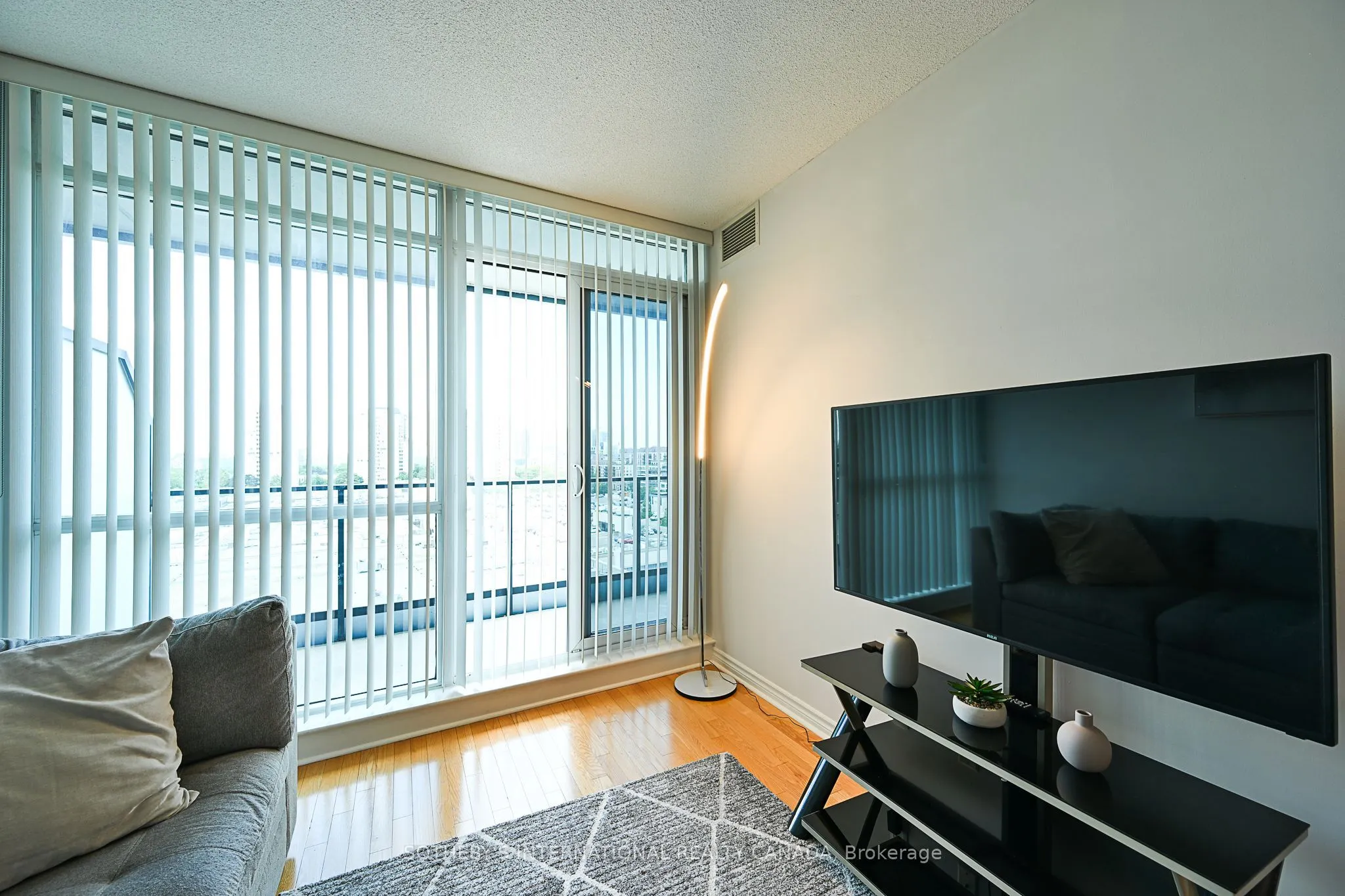 2885 Bayview Avenue, #633