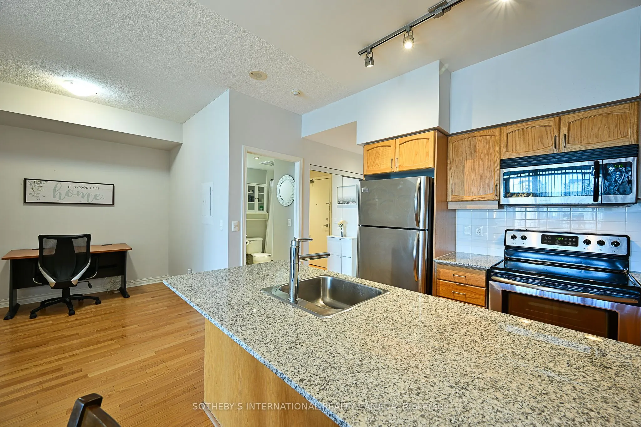 2885 Bayview Avenue, #633