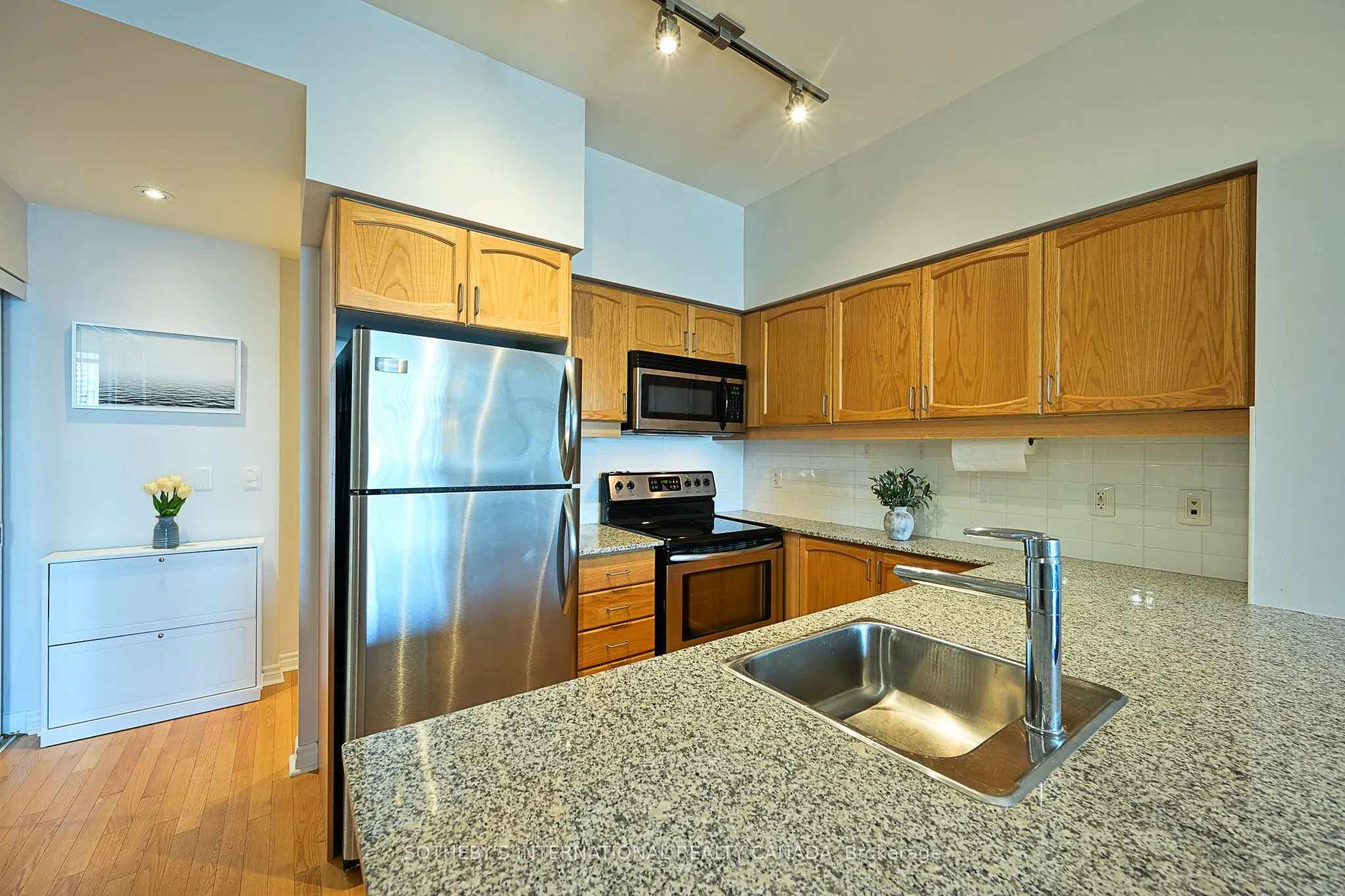 2885 Bayview Avenue, #633
