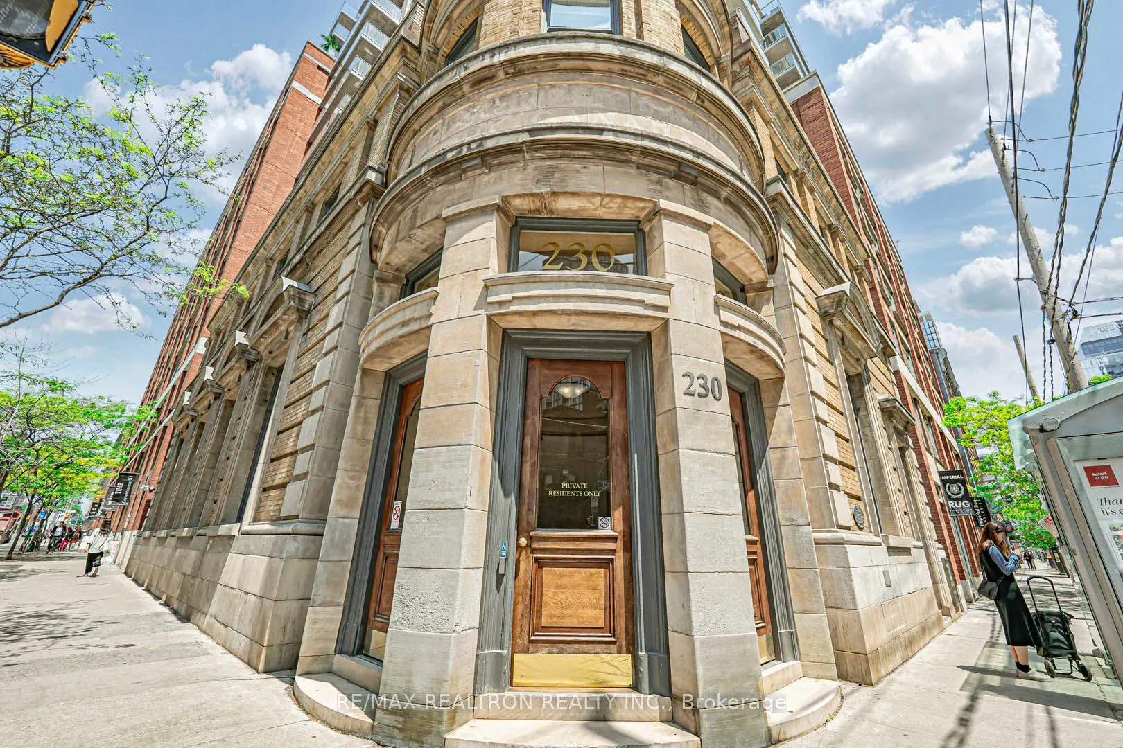 230 King Street E, #318