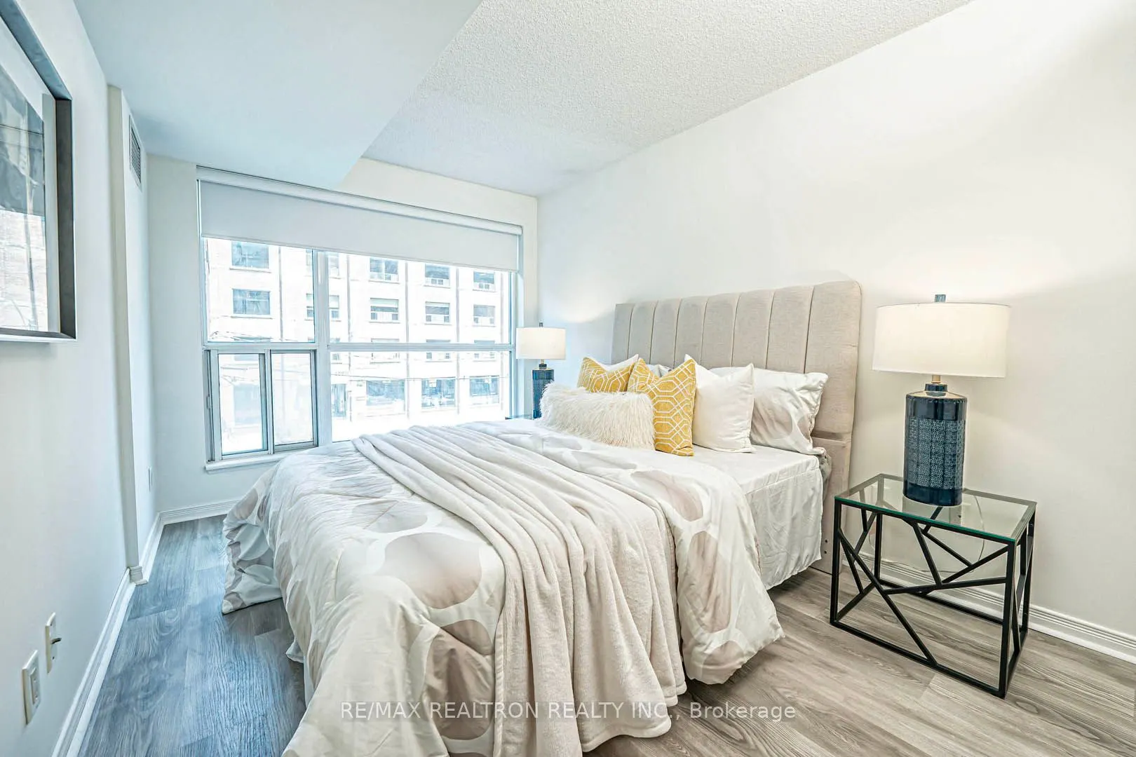 230 King Street E, #318