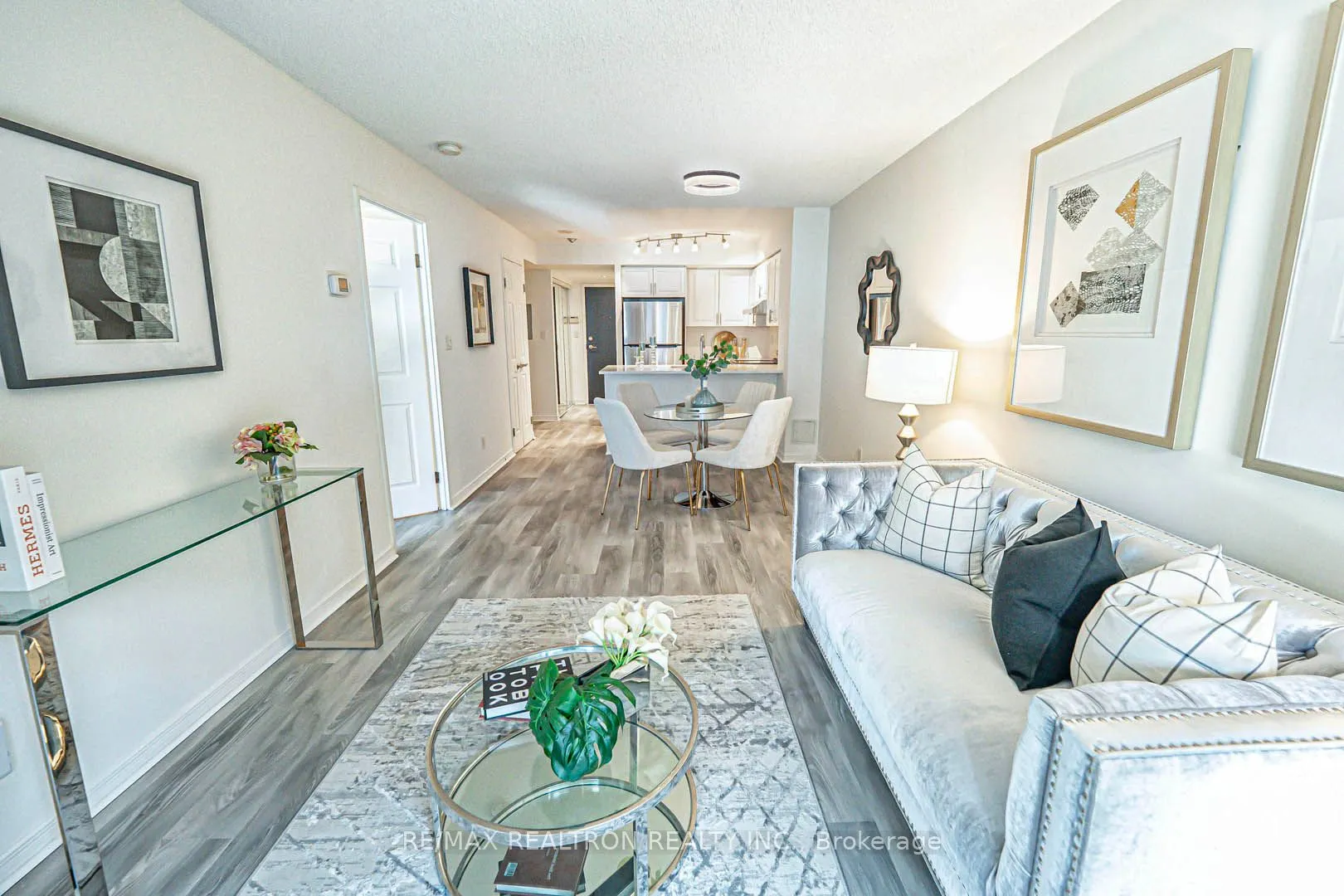 230 King Street E, #318