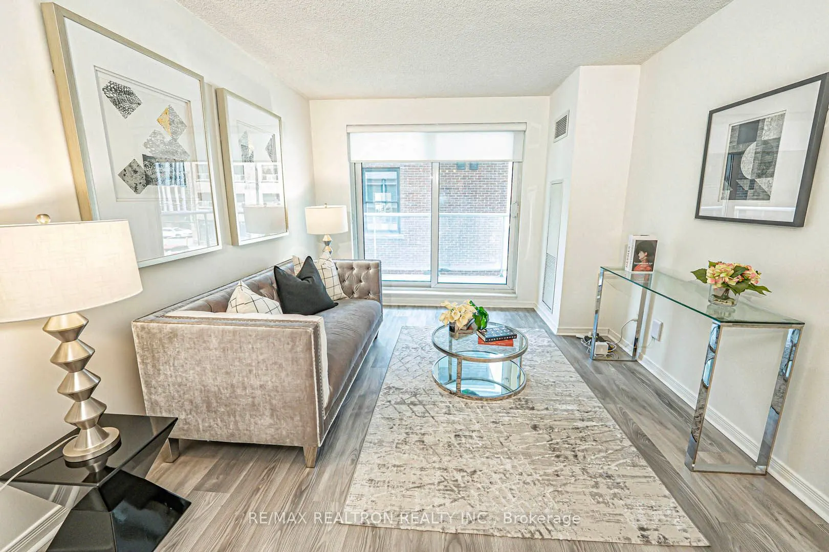 230 King Street E, #318