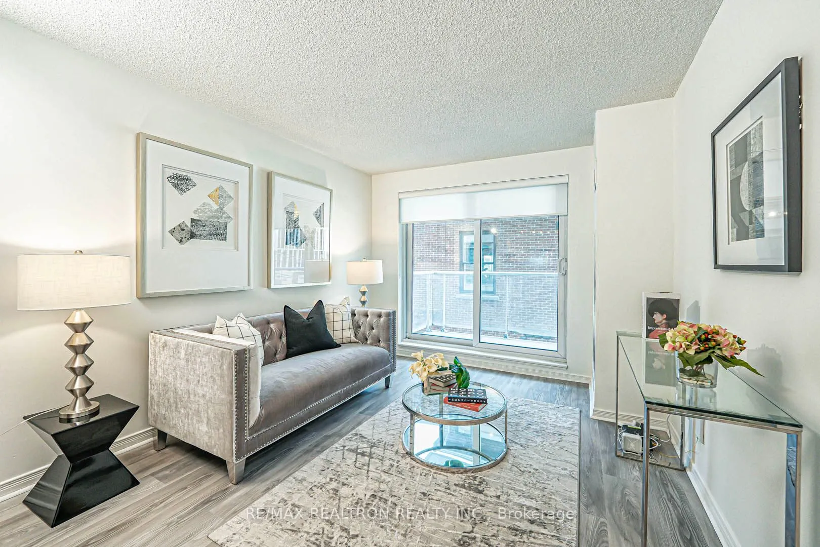 230 King Street E, #318