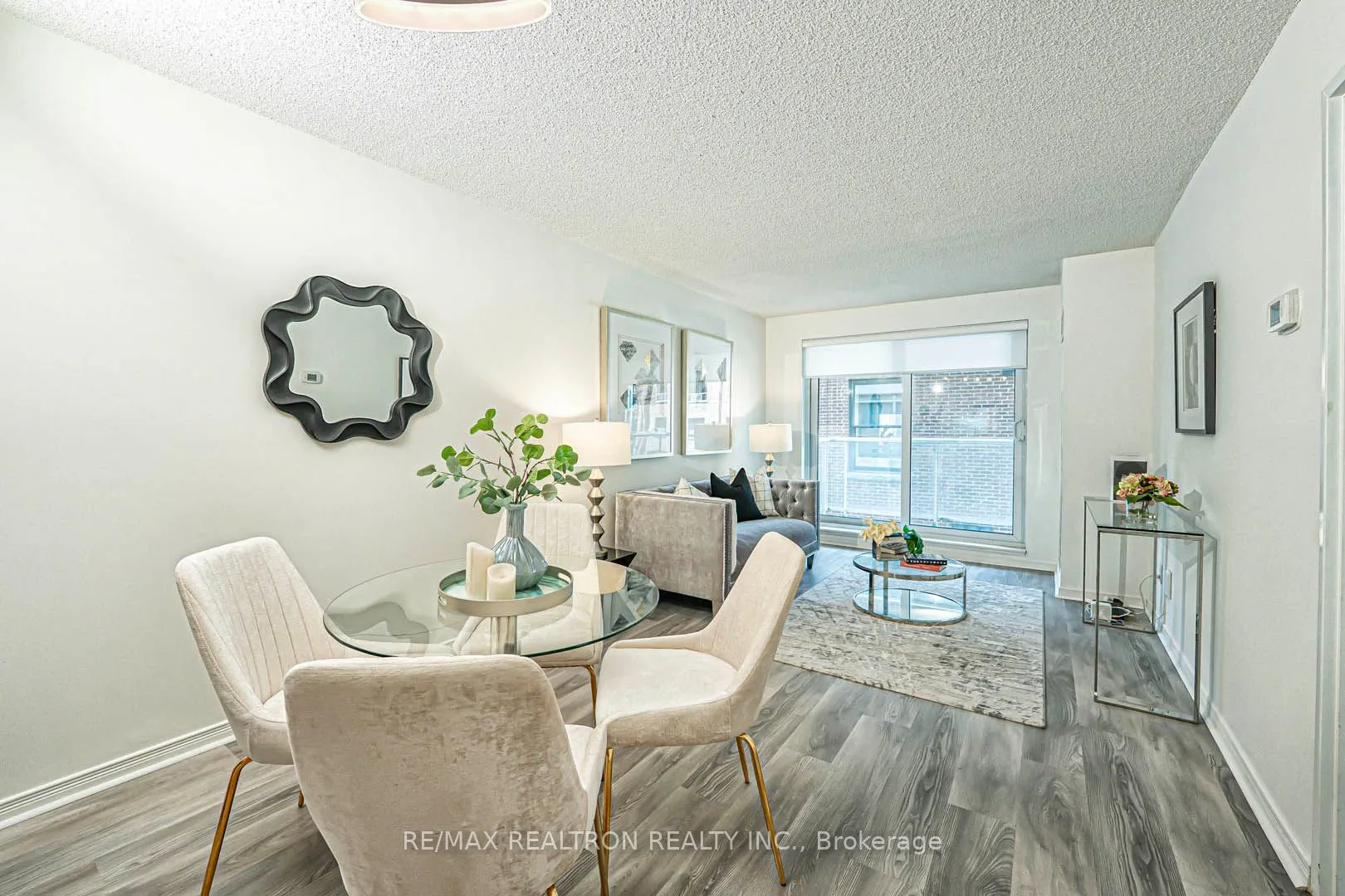 230 King Street E, #318
