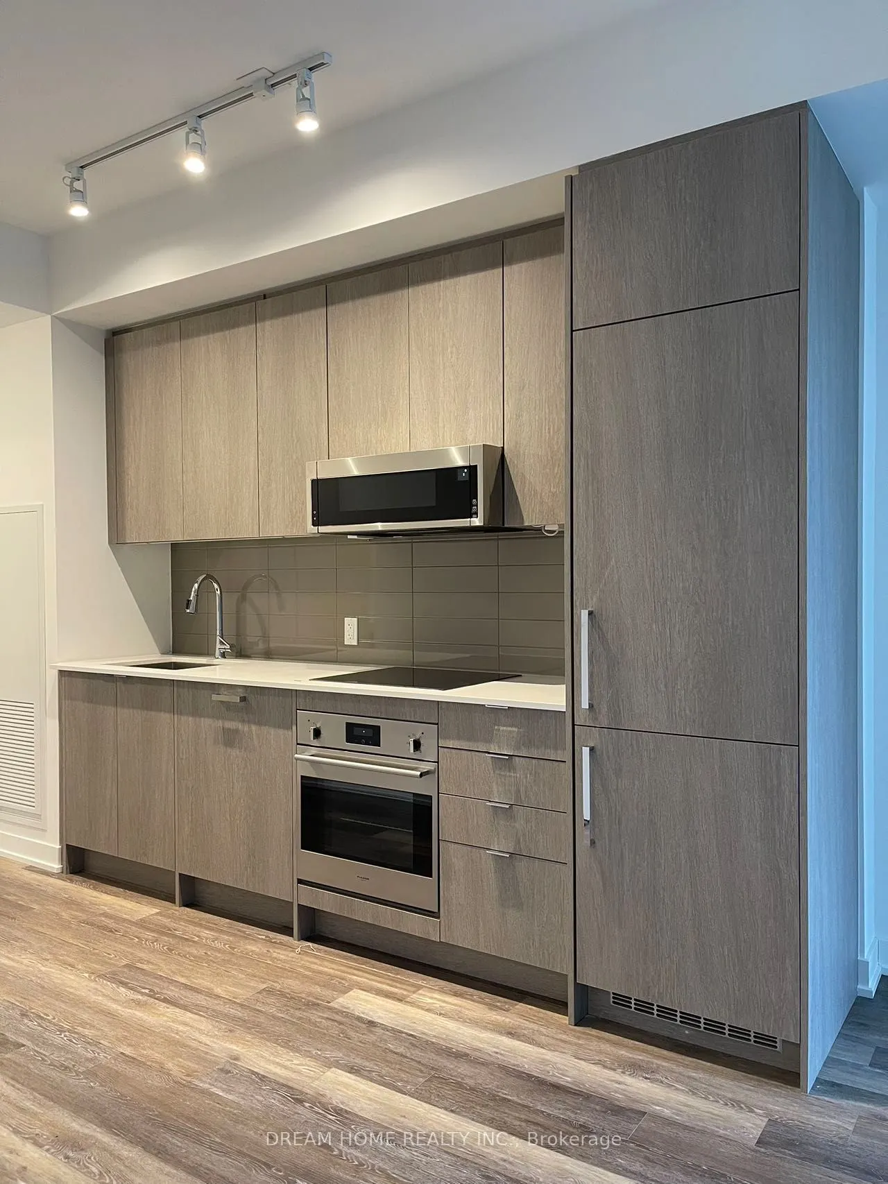 250 Lawrence Avenue W, #218