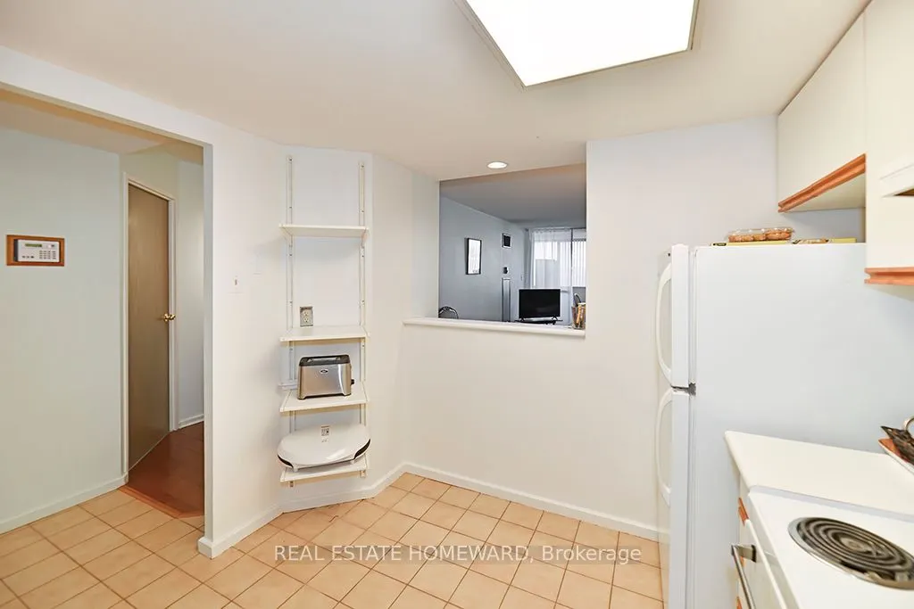 15 Maitland Place, #204
