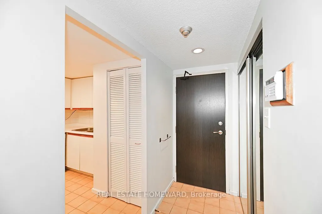 15 Maitland Place, #204