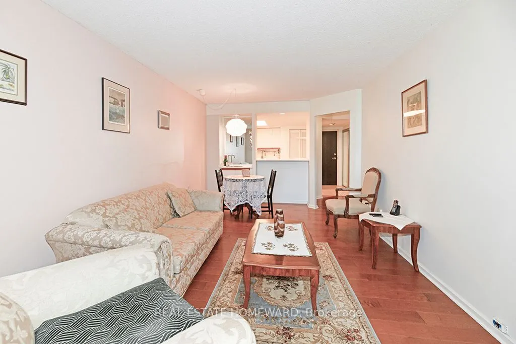 15 Maitland Place, #204