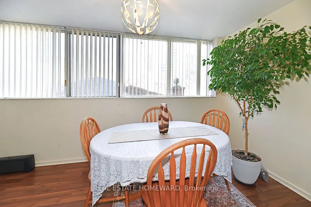 15 Maitland Place, #204