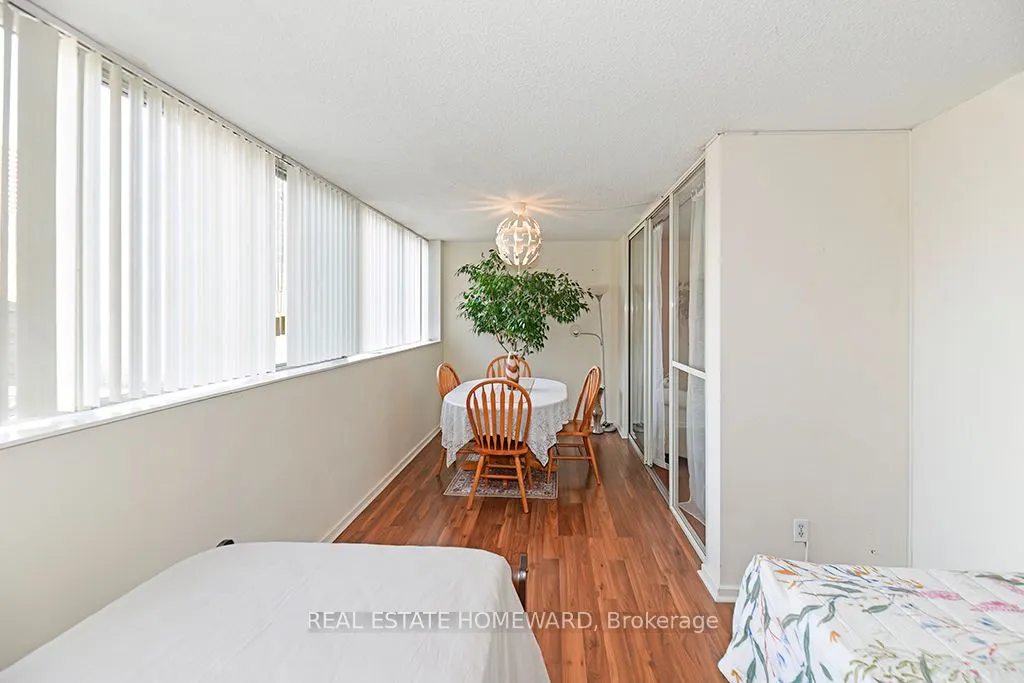 15 Maitland Place, #204
