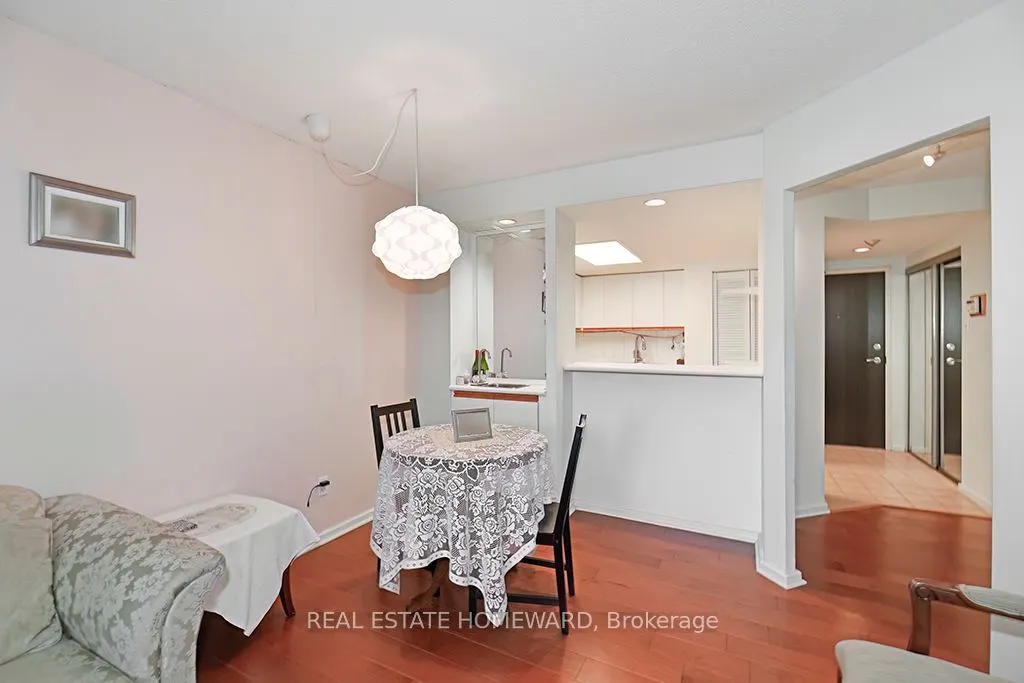 15 Maitland Place, #204
