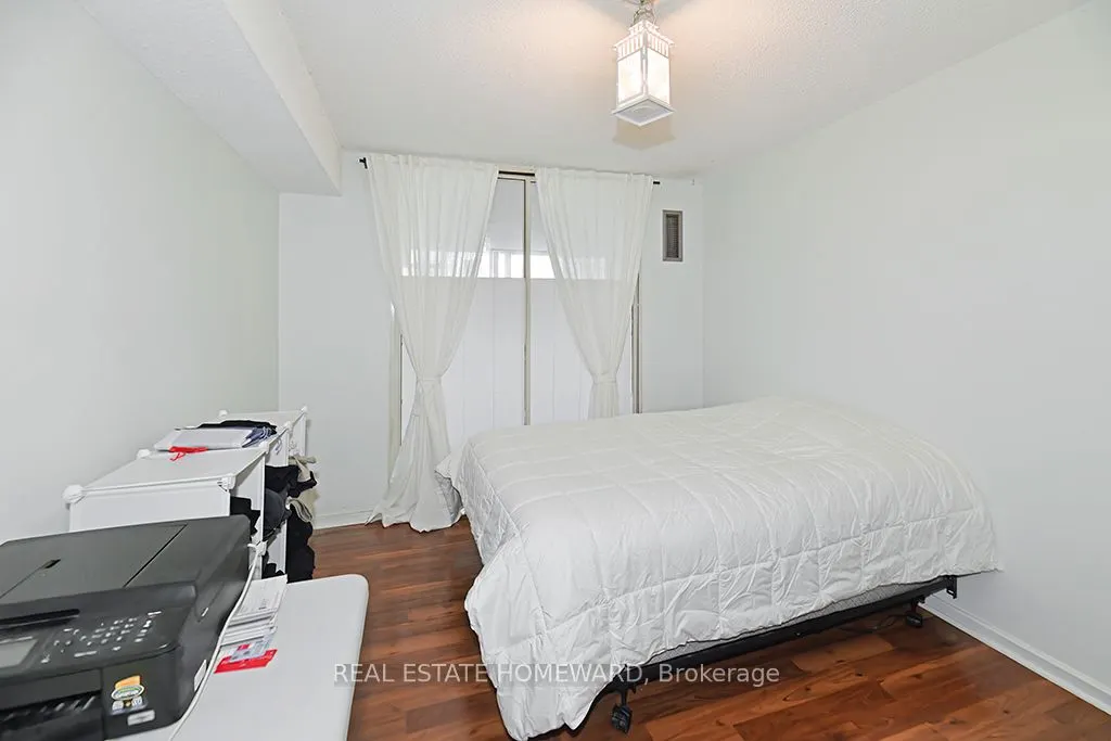 15 Maitland Place, #204
