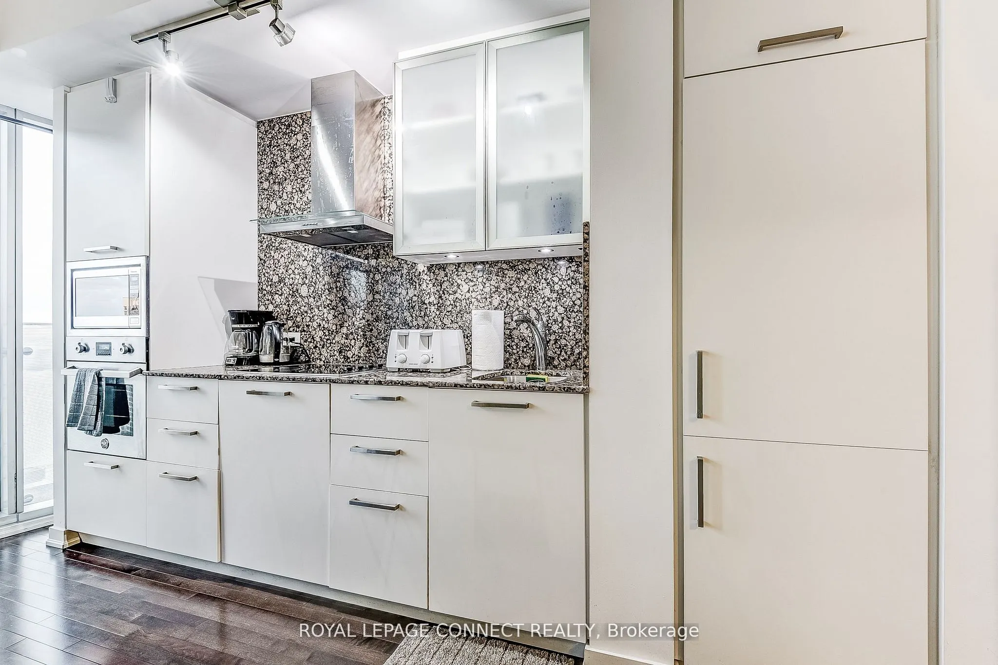 14 York Street #2804