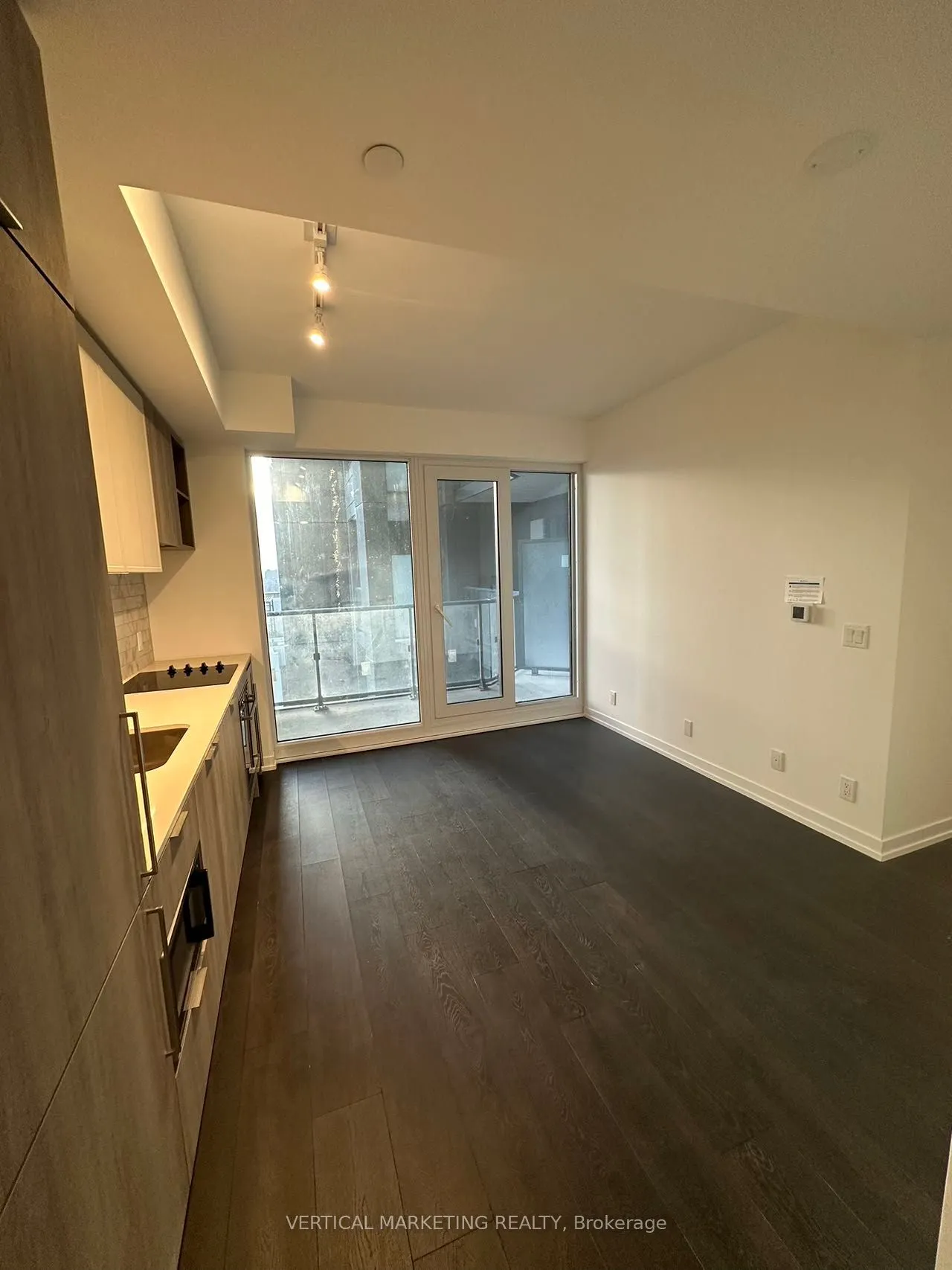 2020 Bathurst Street, #1122