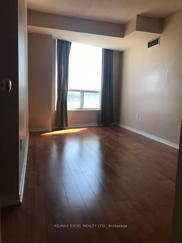 28 Pemberton Avenue #706