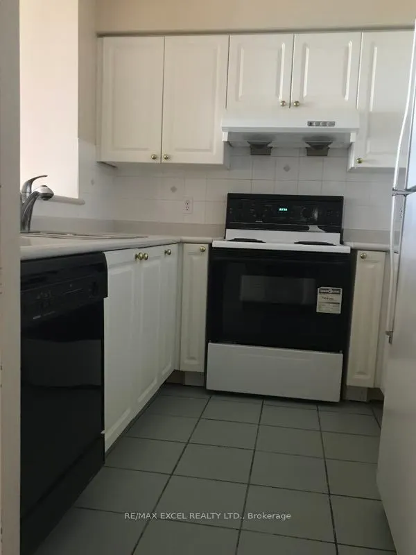 28 Pemberton Avenue #706