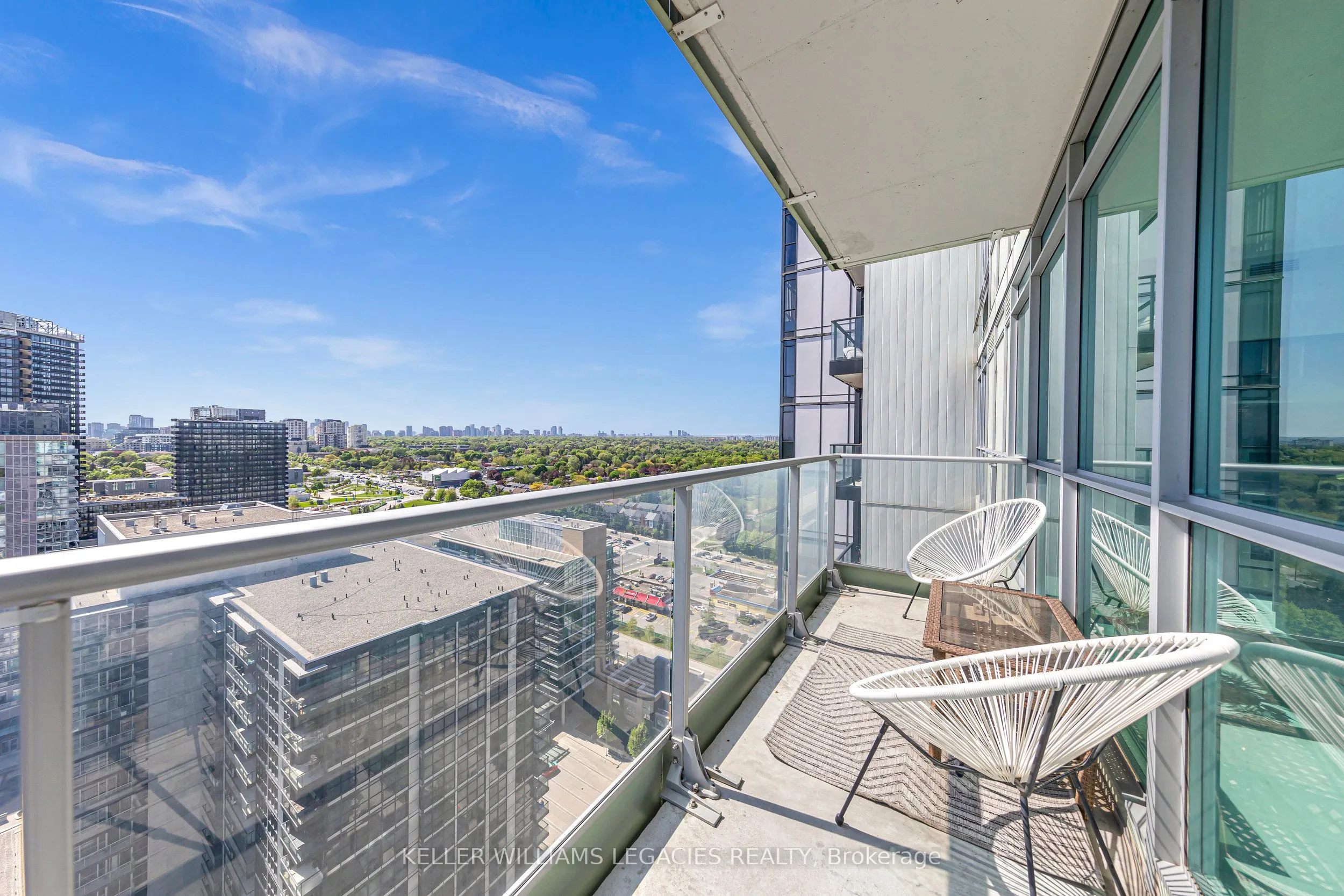 29 Singer Court, #2702