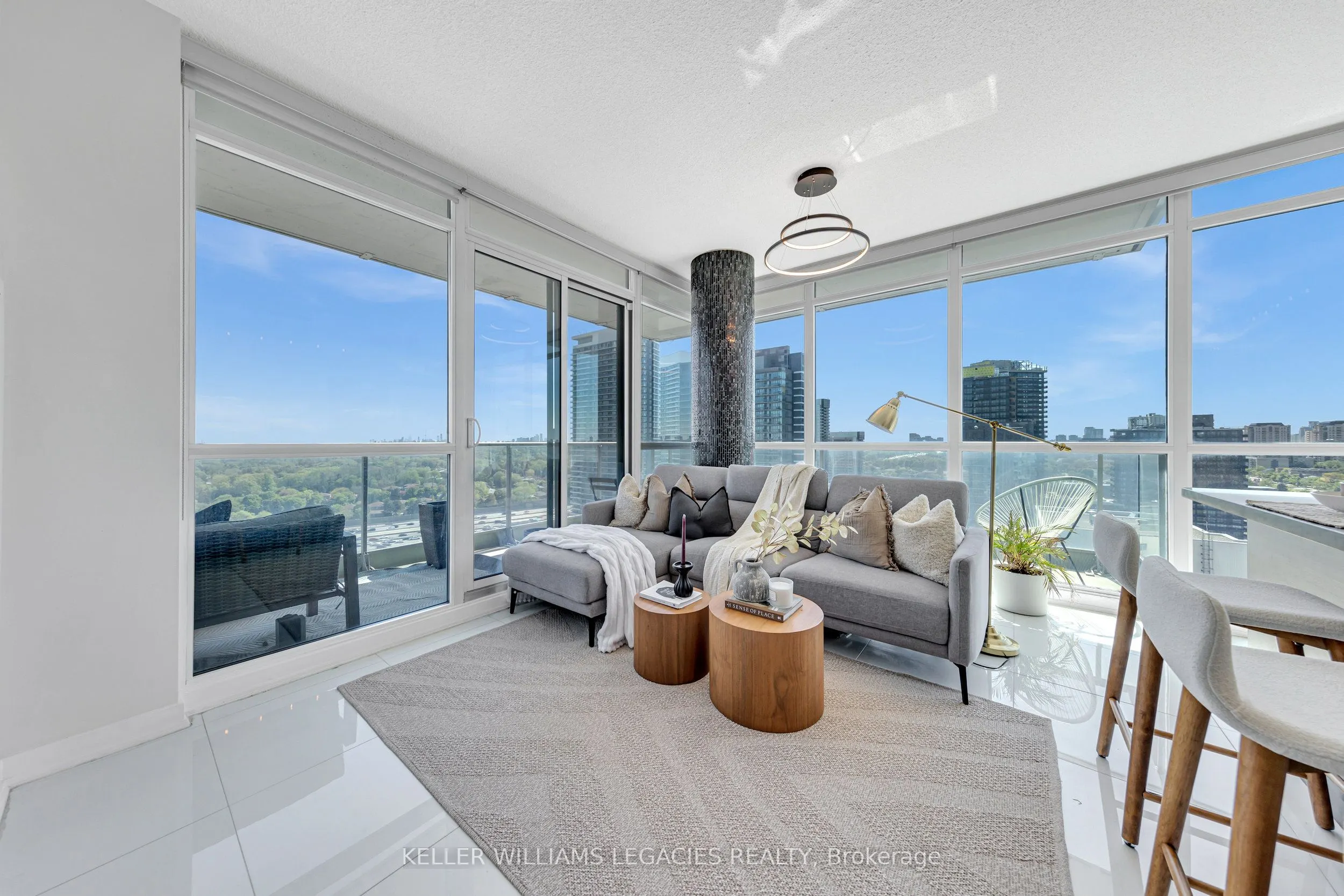 29 Singer Court, #2702